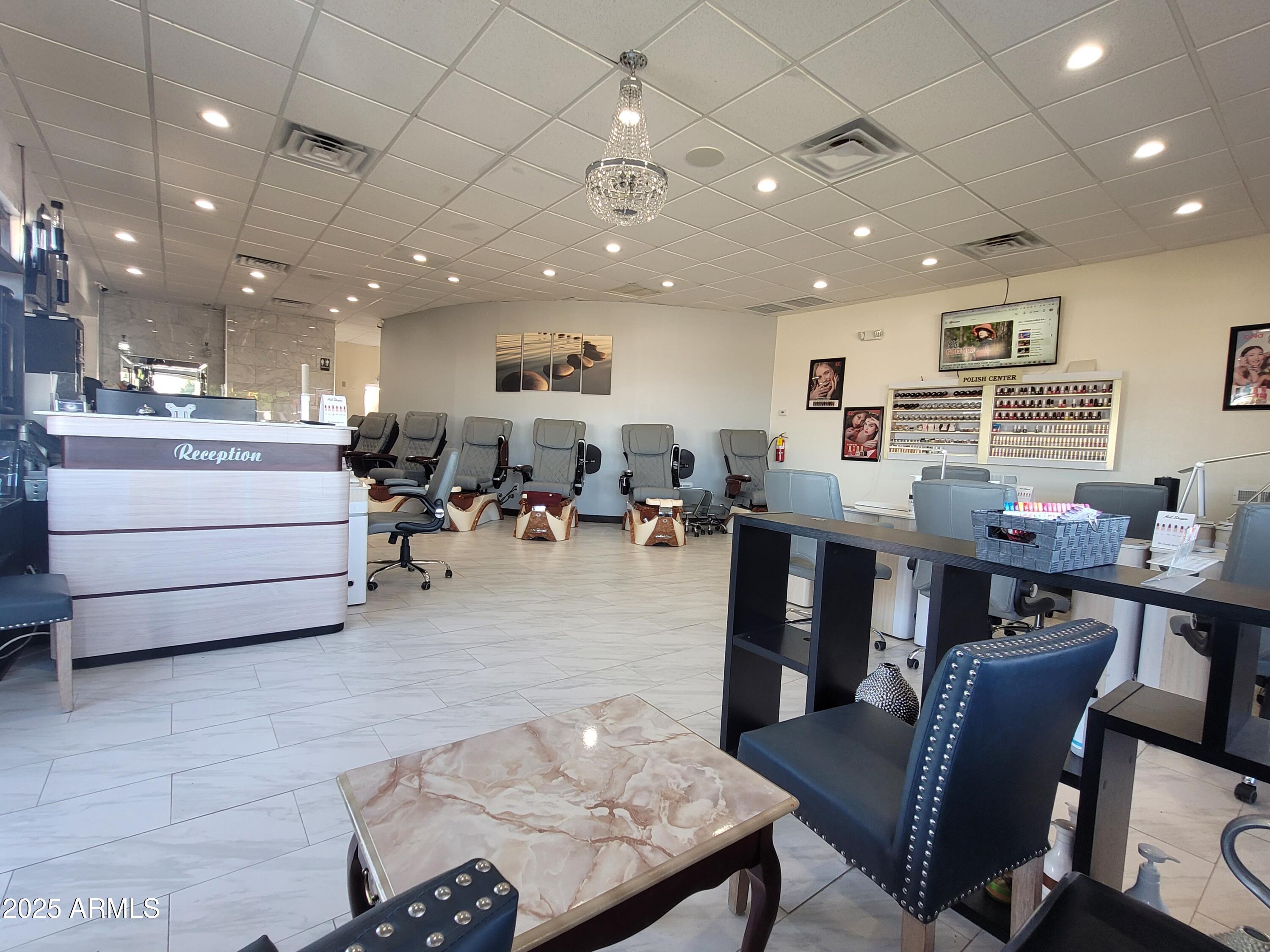 MAIN STREET PLAZA - Commercial Sale