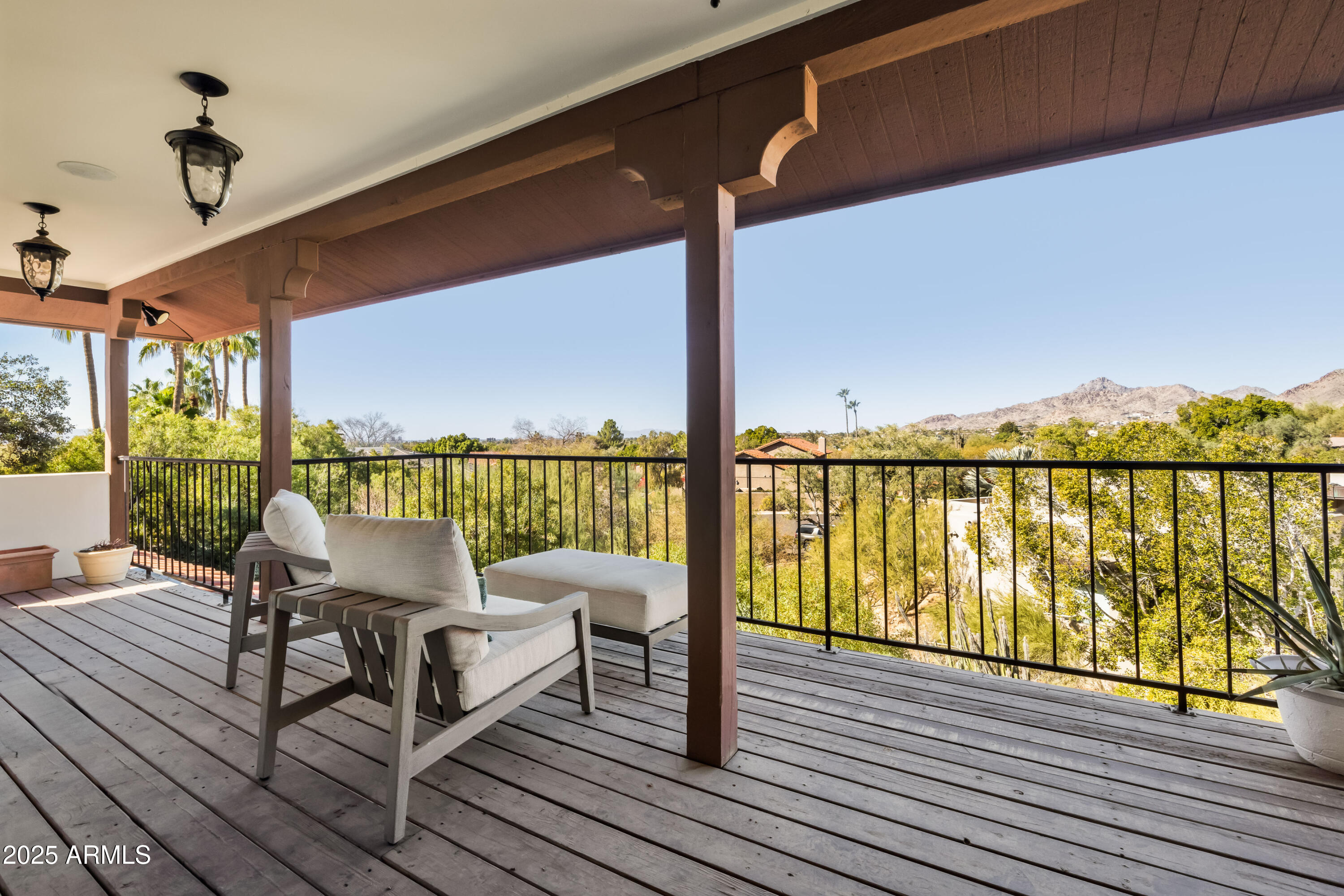 CAMELBACK CANYON - Residential