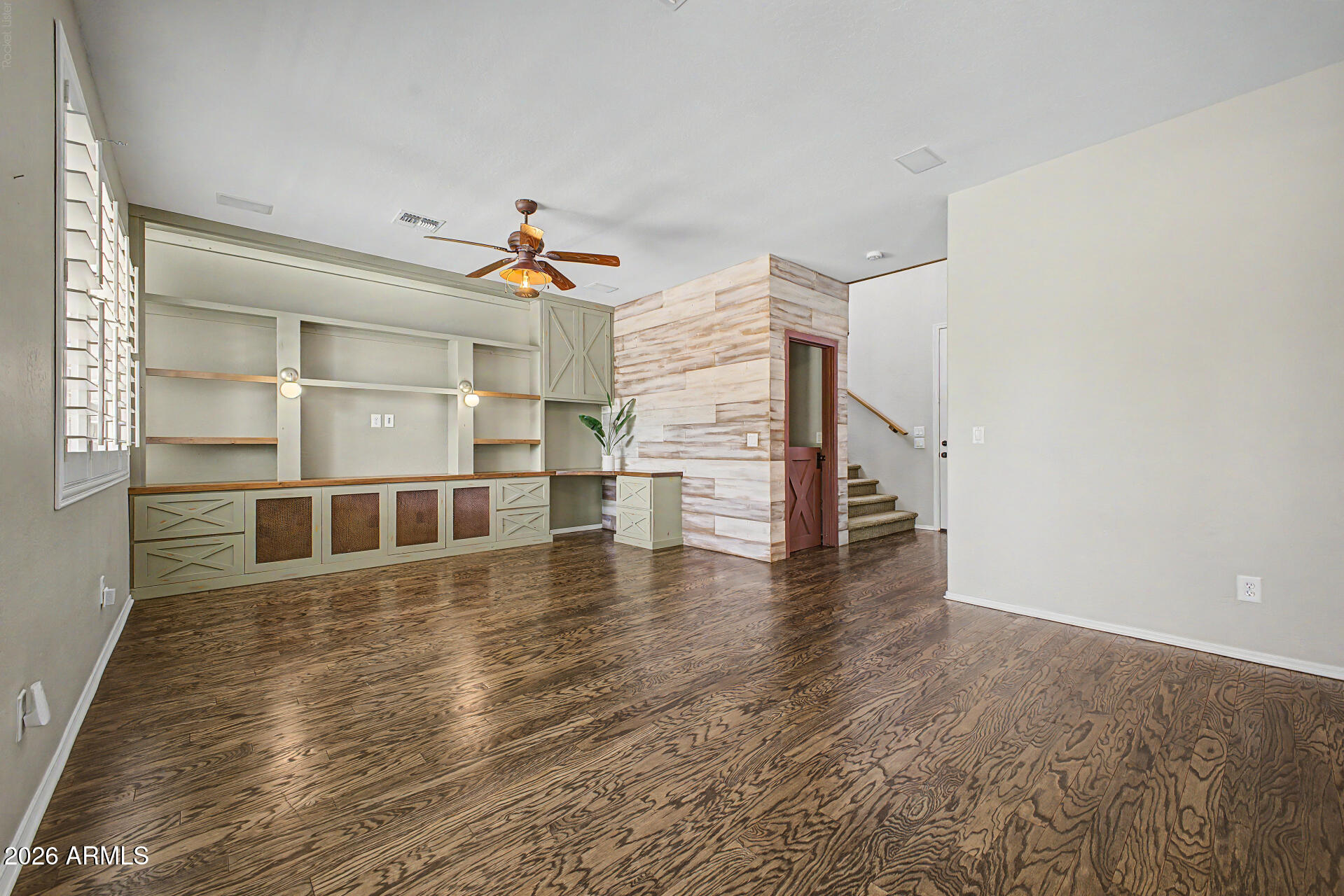 ANTHEM UNIT 61 - Residential