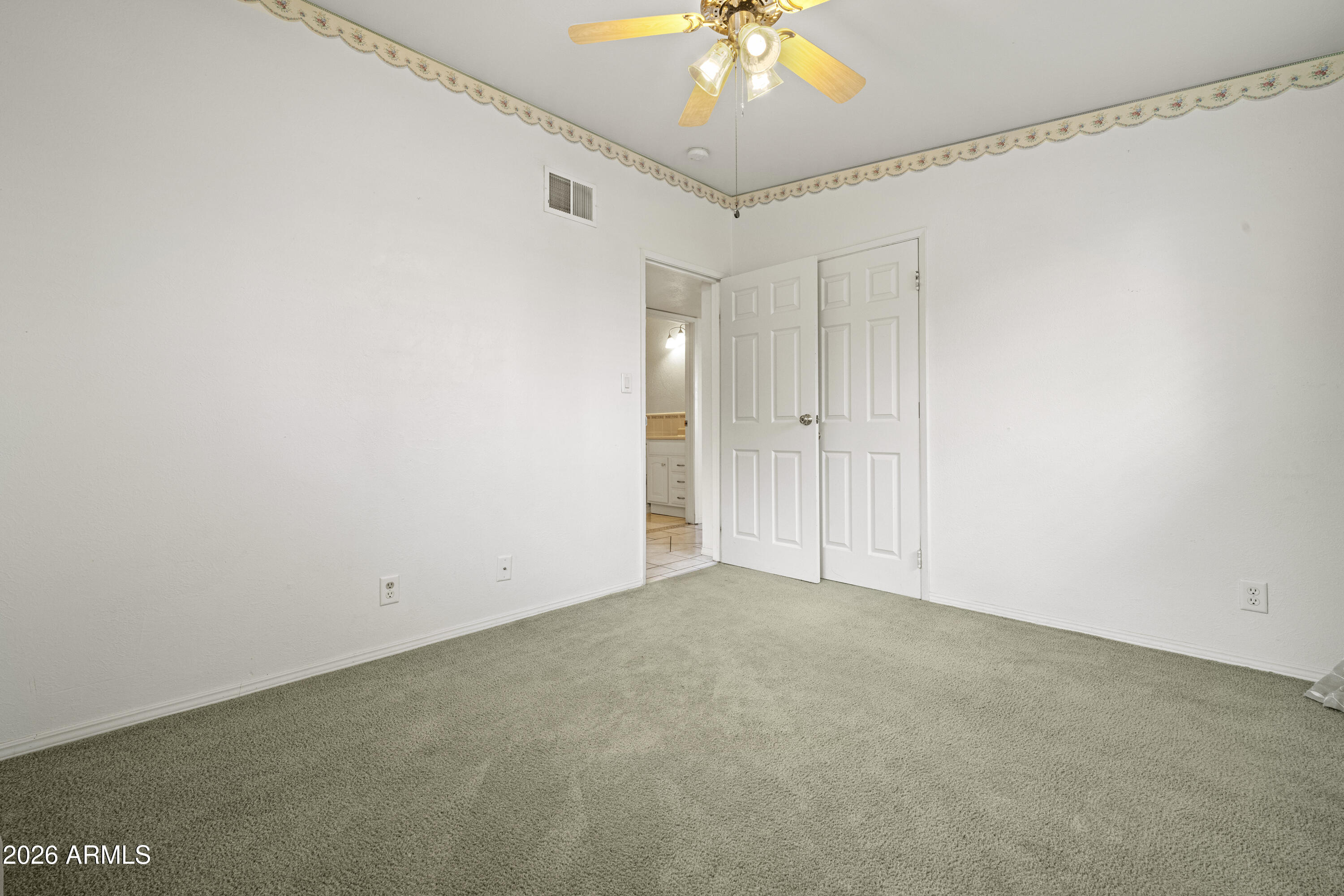 GARDEN CANYON 2 - Residential