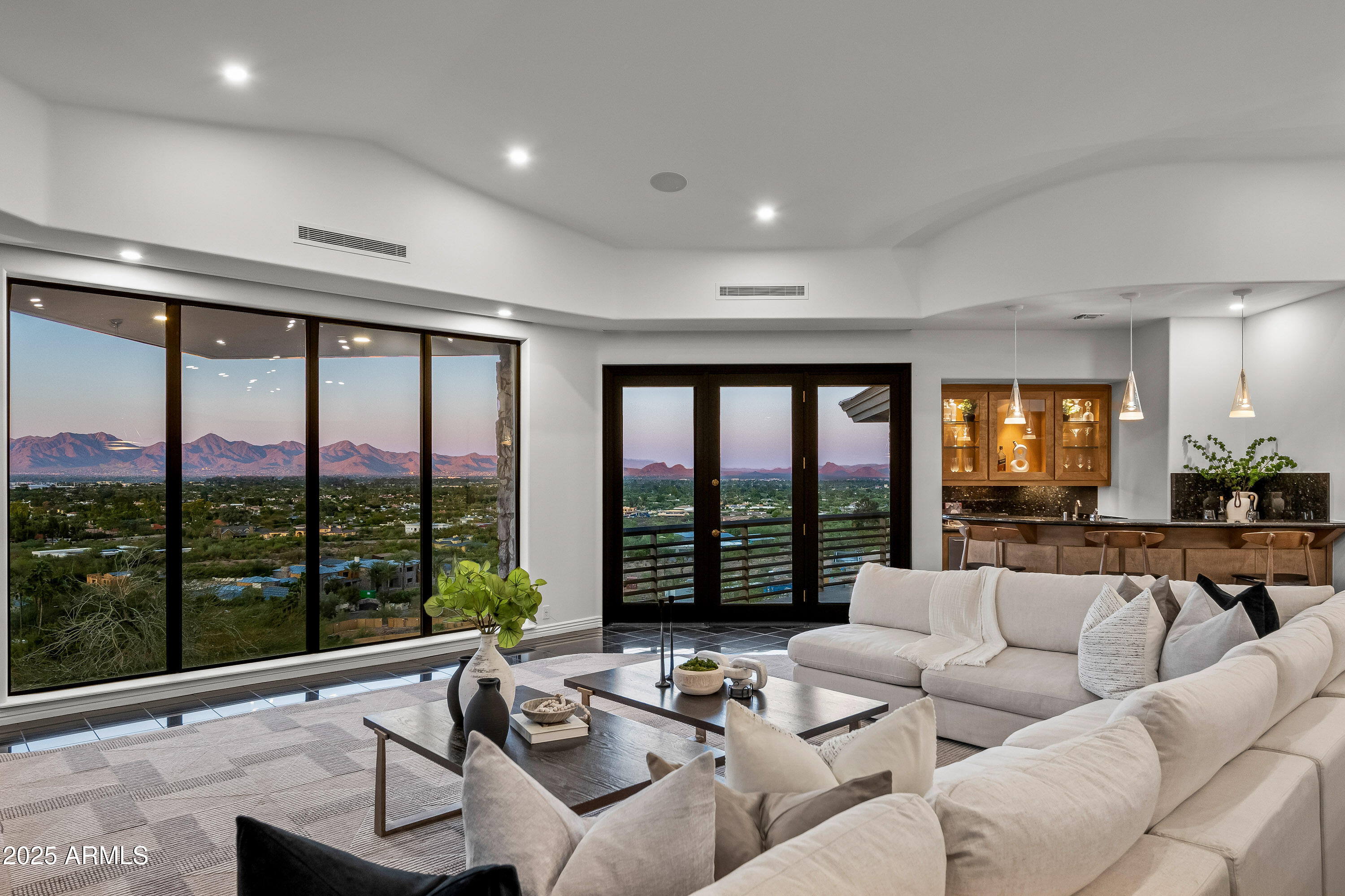 VAN ARSDALE ESTATES - Residential