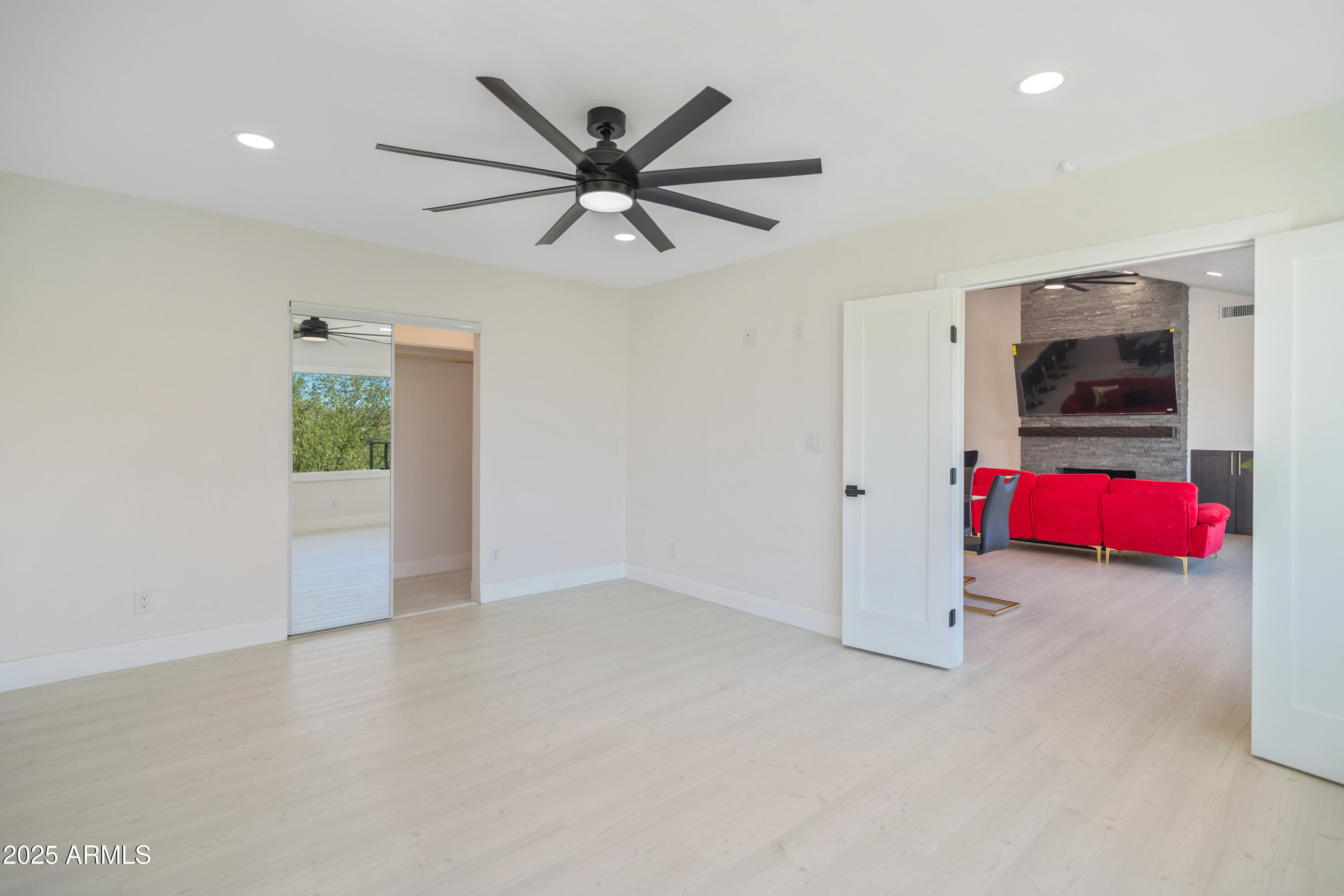 SUNNYSLOPE - Residential