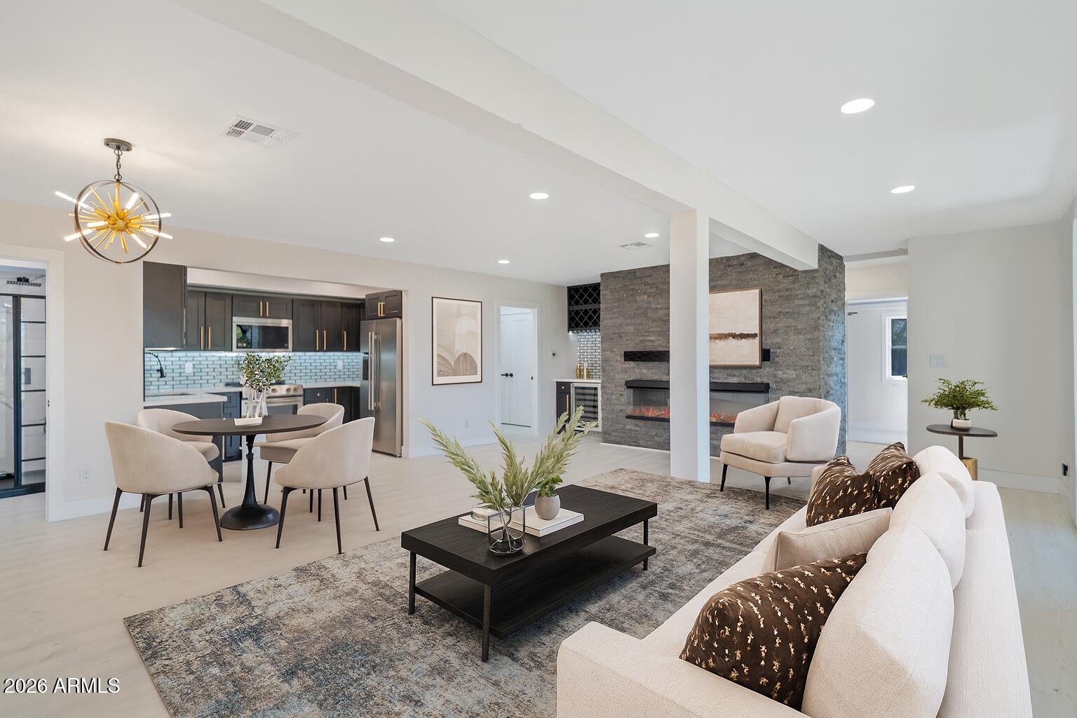 SUNNYSLOPE - Residential