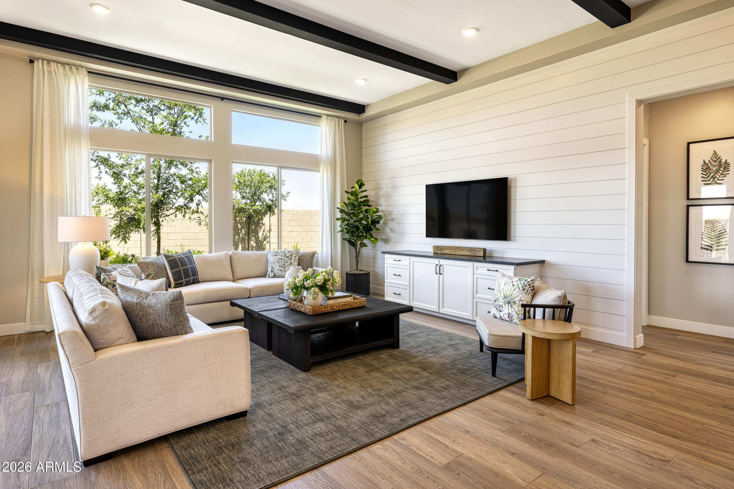 BLOSSOM ROCK PHASE 1 - Residential