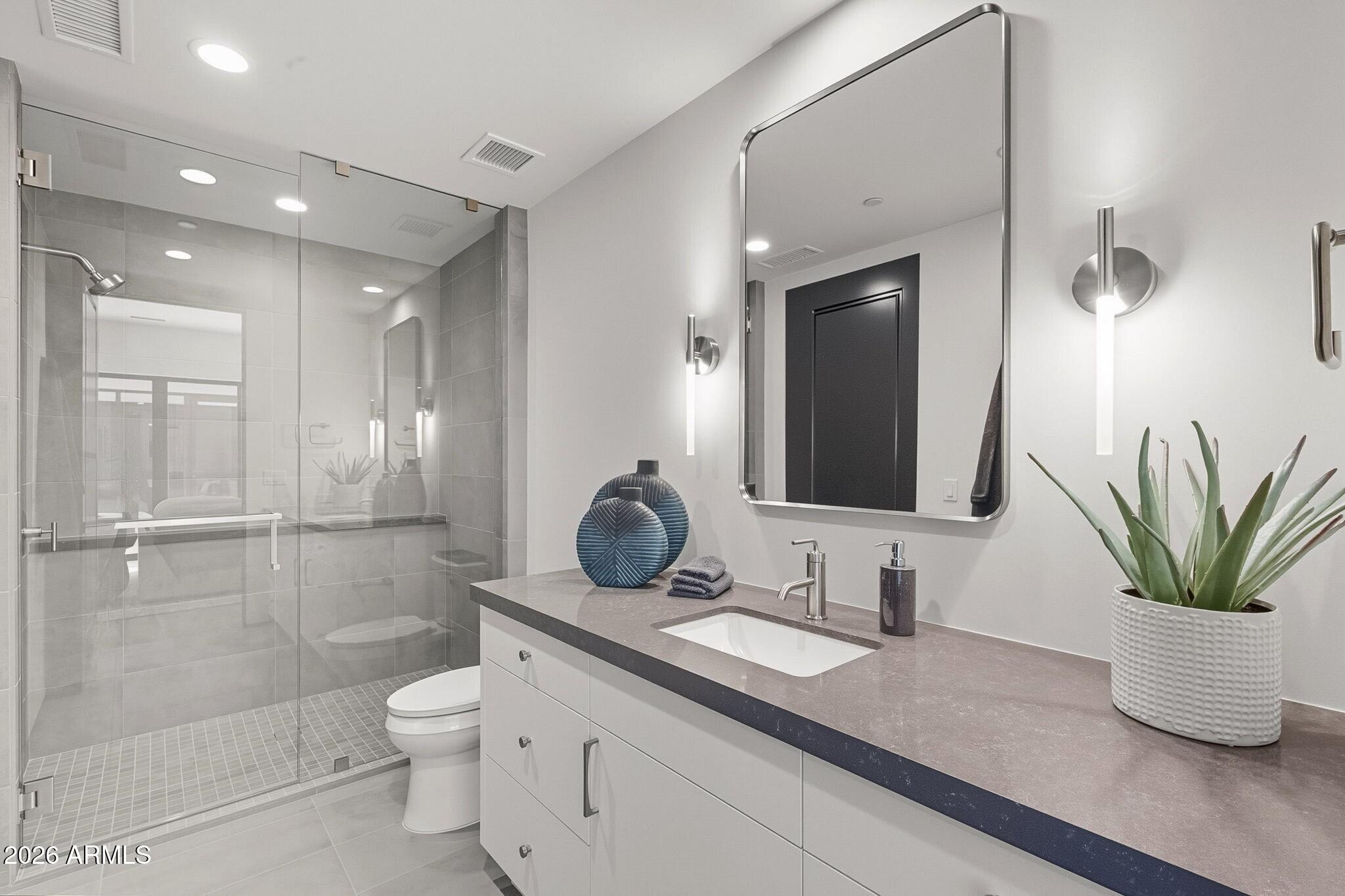 PHOENICIAN - Residential
