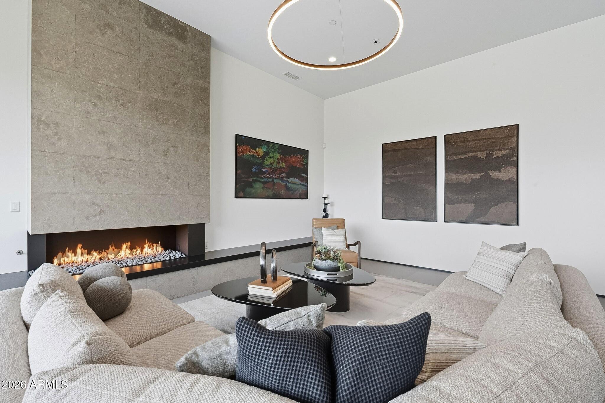PHOENICIAN - Residential