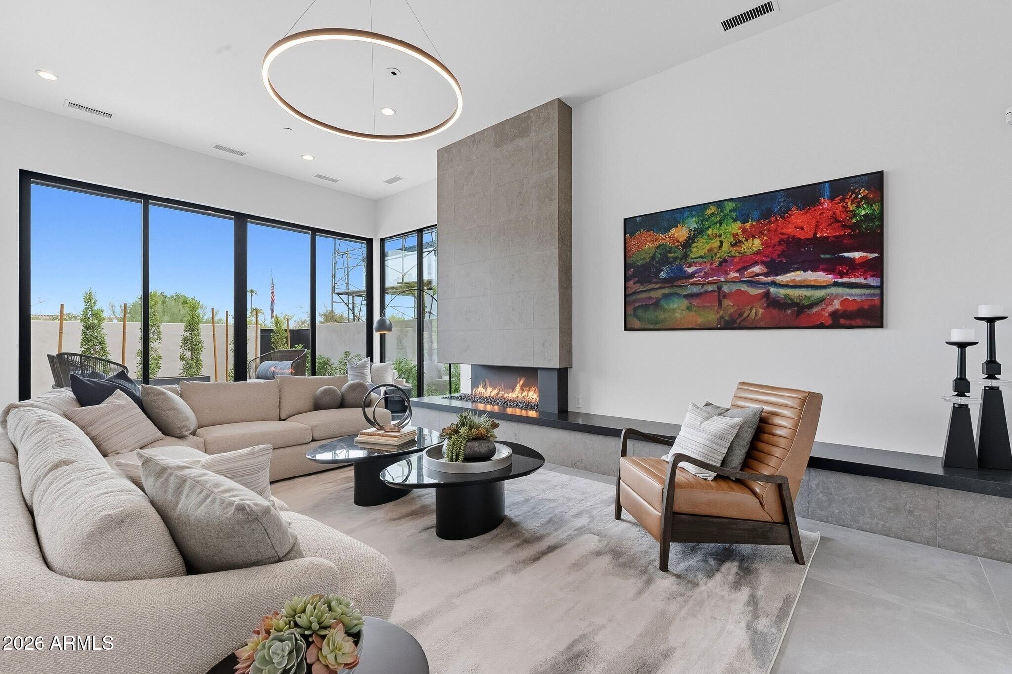 PHOENICIAN - Residential