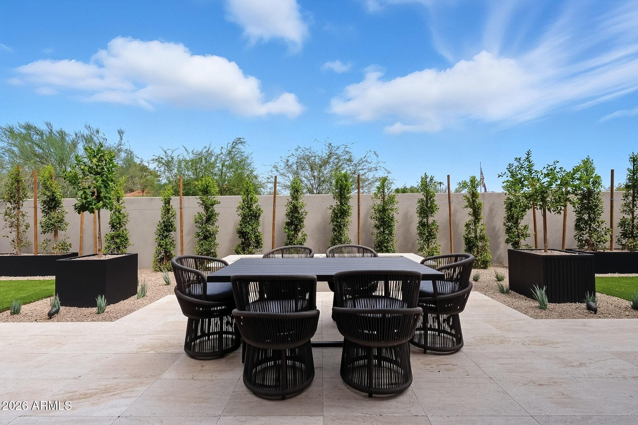 PHOENICIAN - Residential