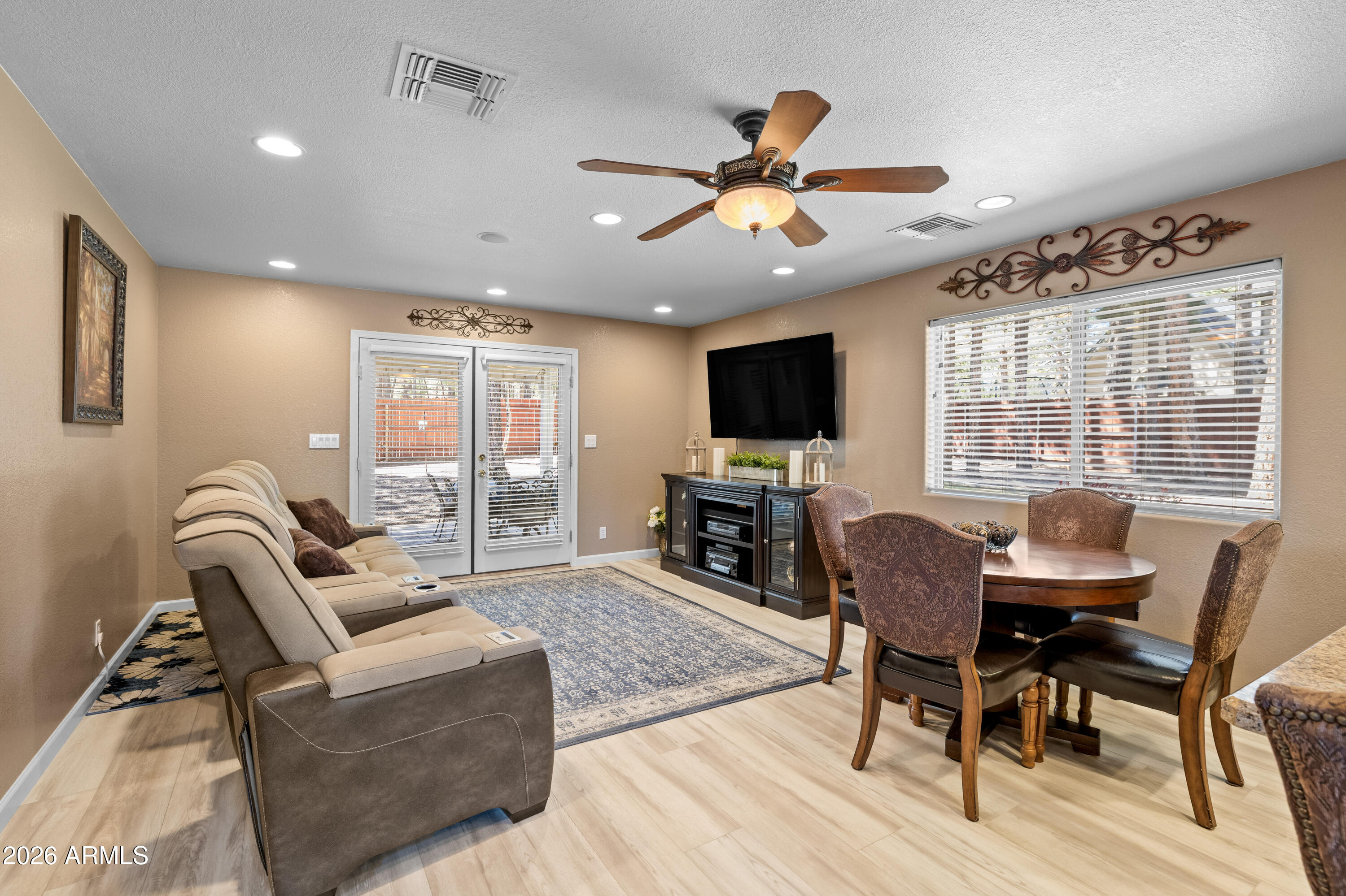 WALNUT RIDGE ESTATES - Residential