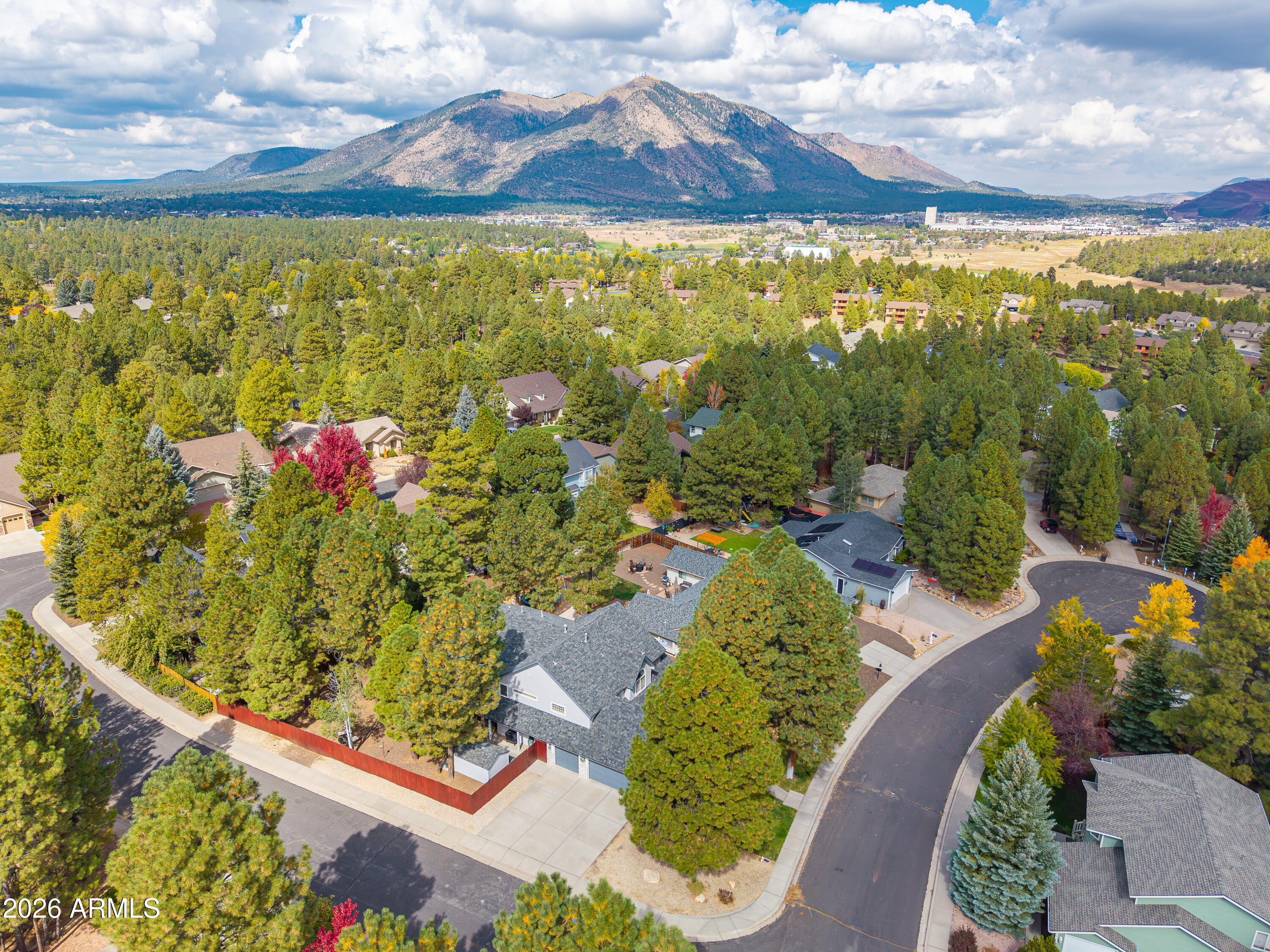 WALNUT RIDGE ESTATES - Residential