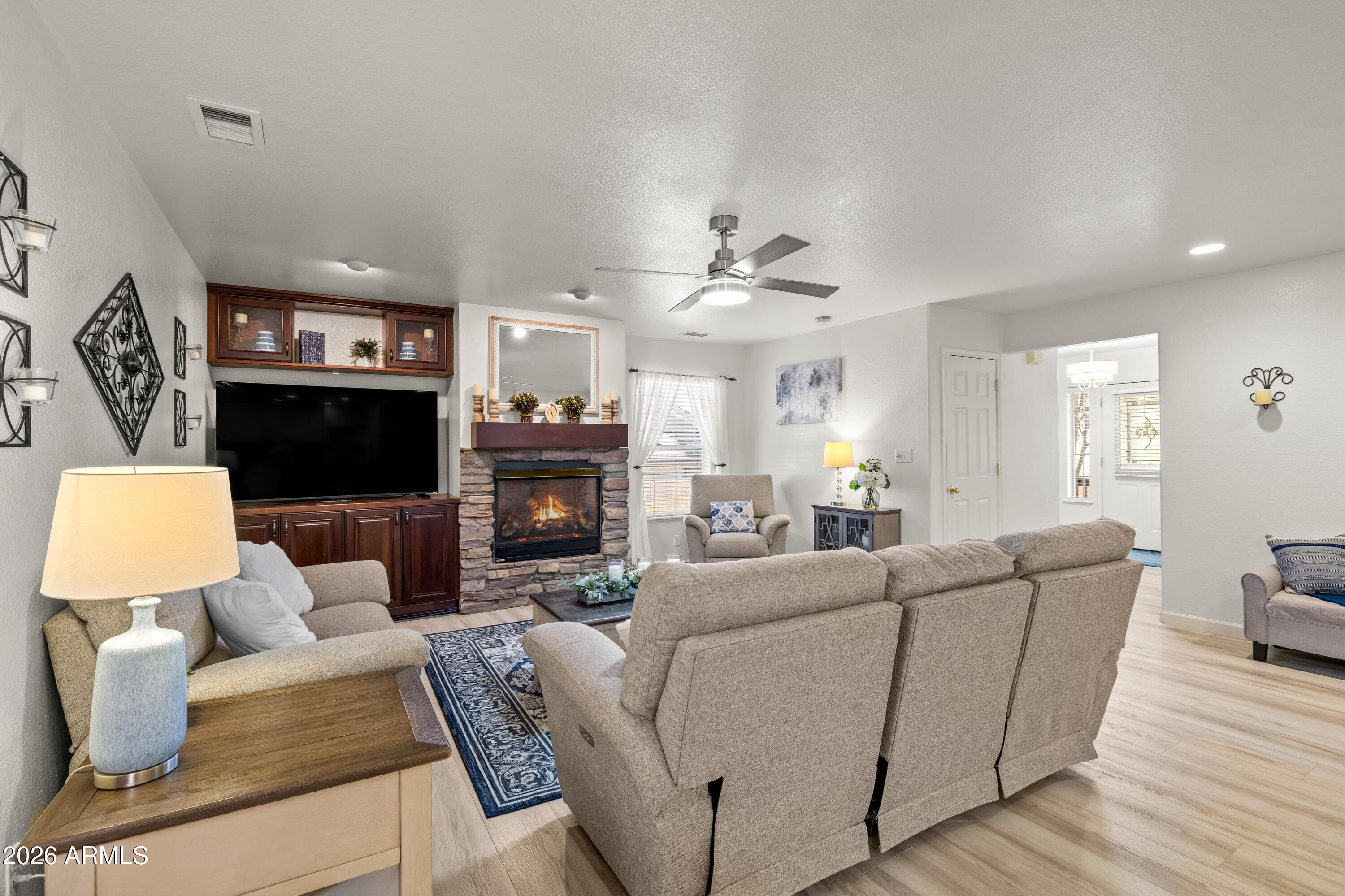 WALNUT RIDGE ESTATES - Residential