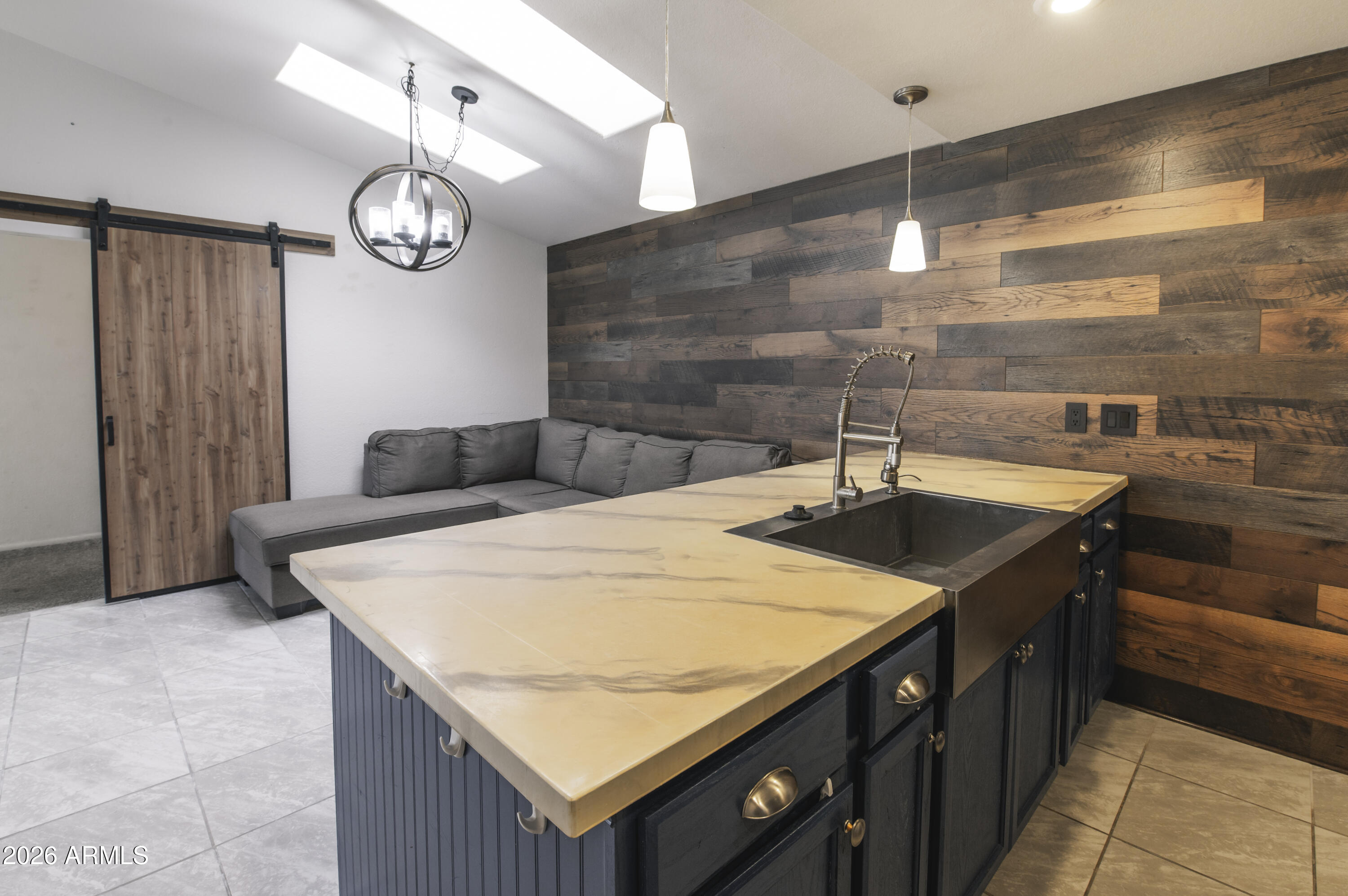 COUNTRY MEADOWS CONDOMINIUMS UNIT 3 AMD - Residential