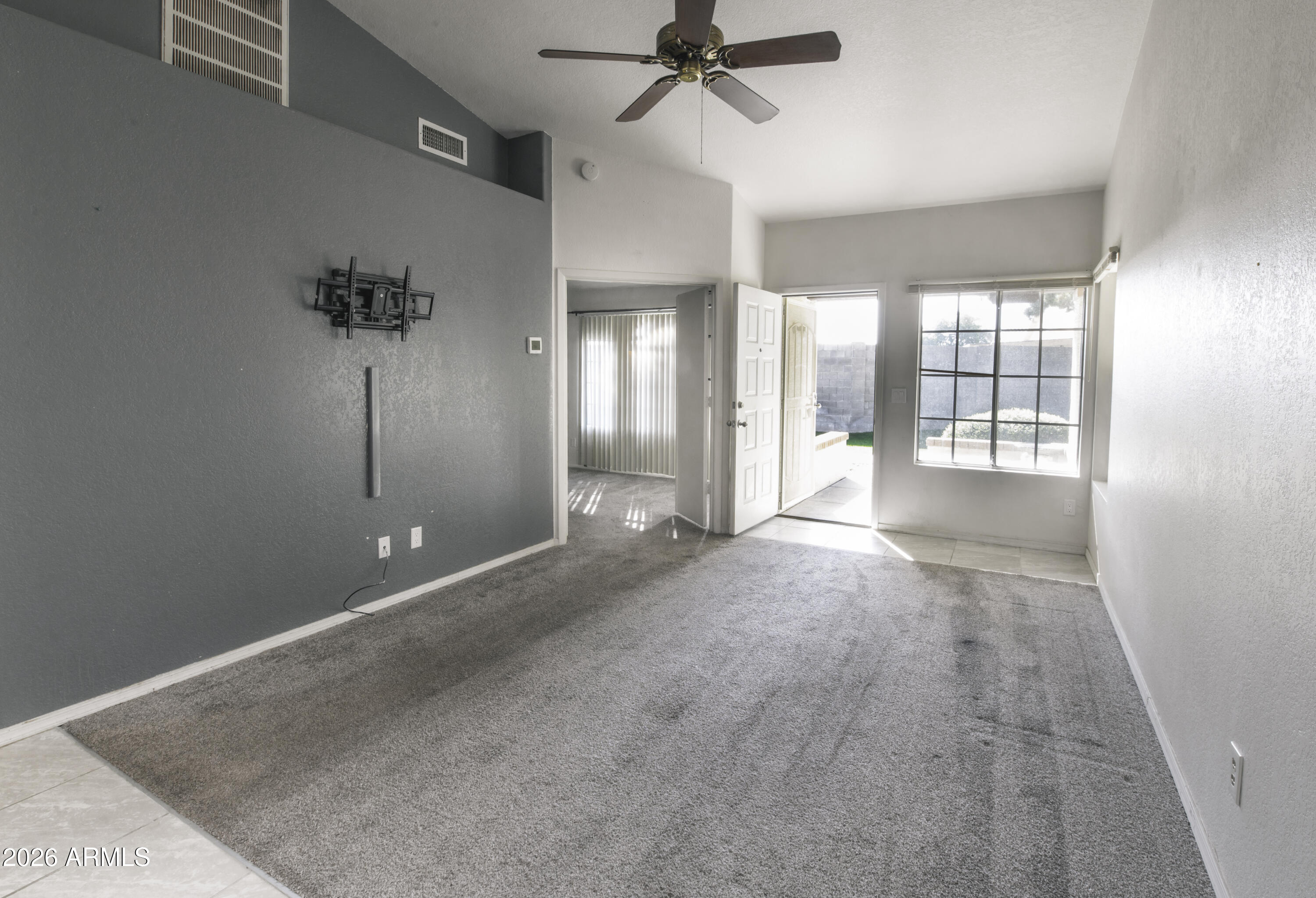 COUNTRY MEADOWS CONDOMINIUMS UNIT 3 AMD - Residential