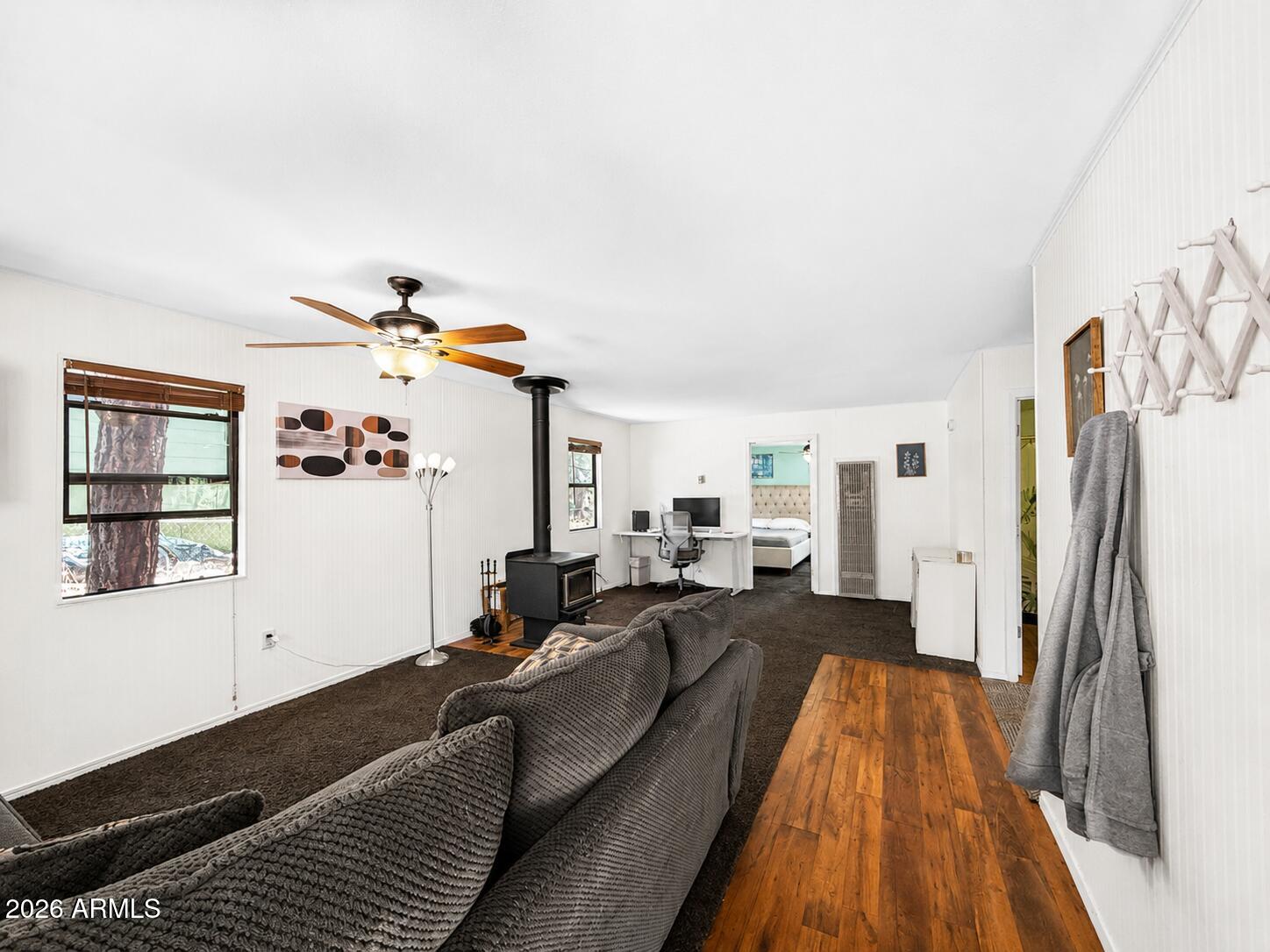 STRAWBERRY KNOLLS - Residential
