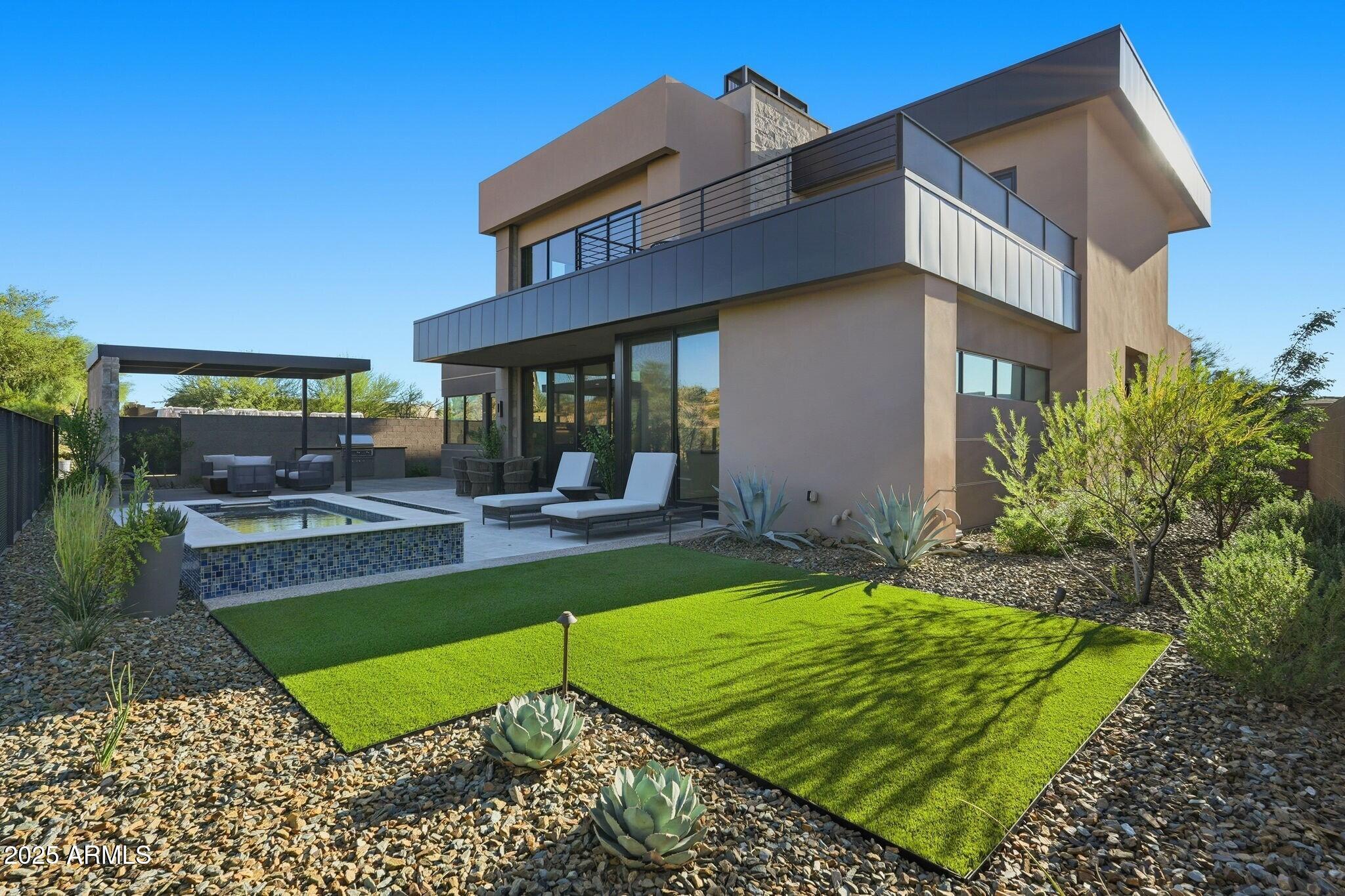 DESERT MOUNTAIN - Residential