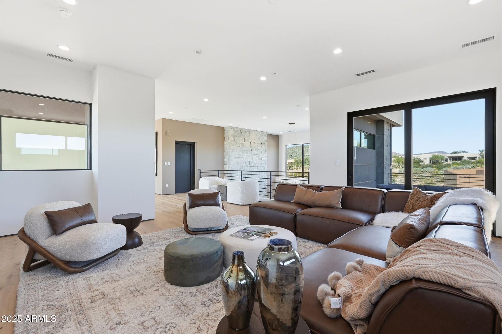 DESERT MOUNTAIN - Residential