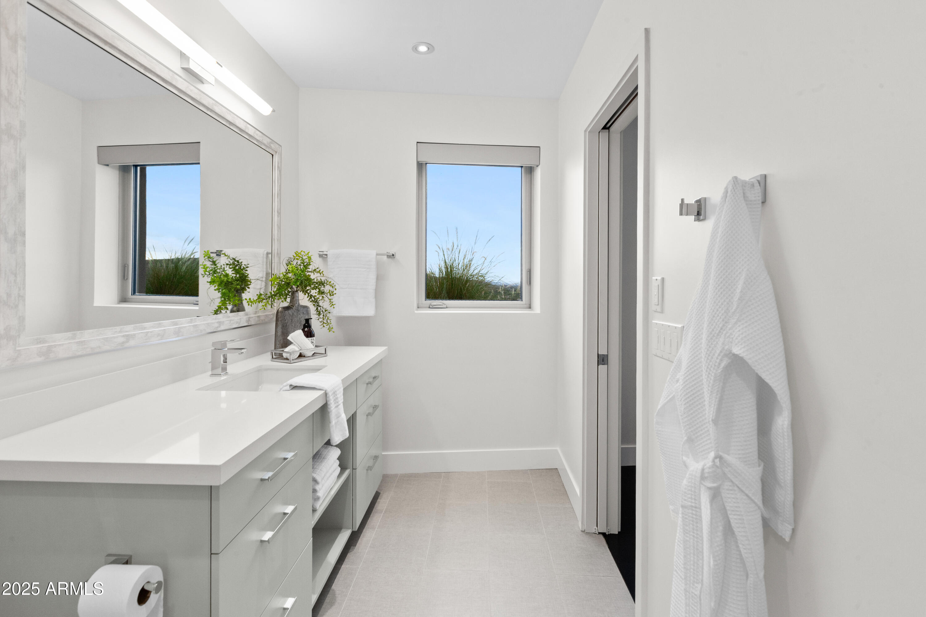 STONE CANYON EAST 2 - Residential