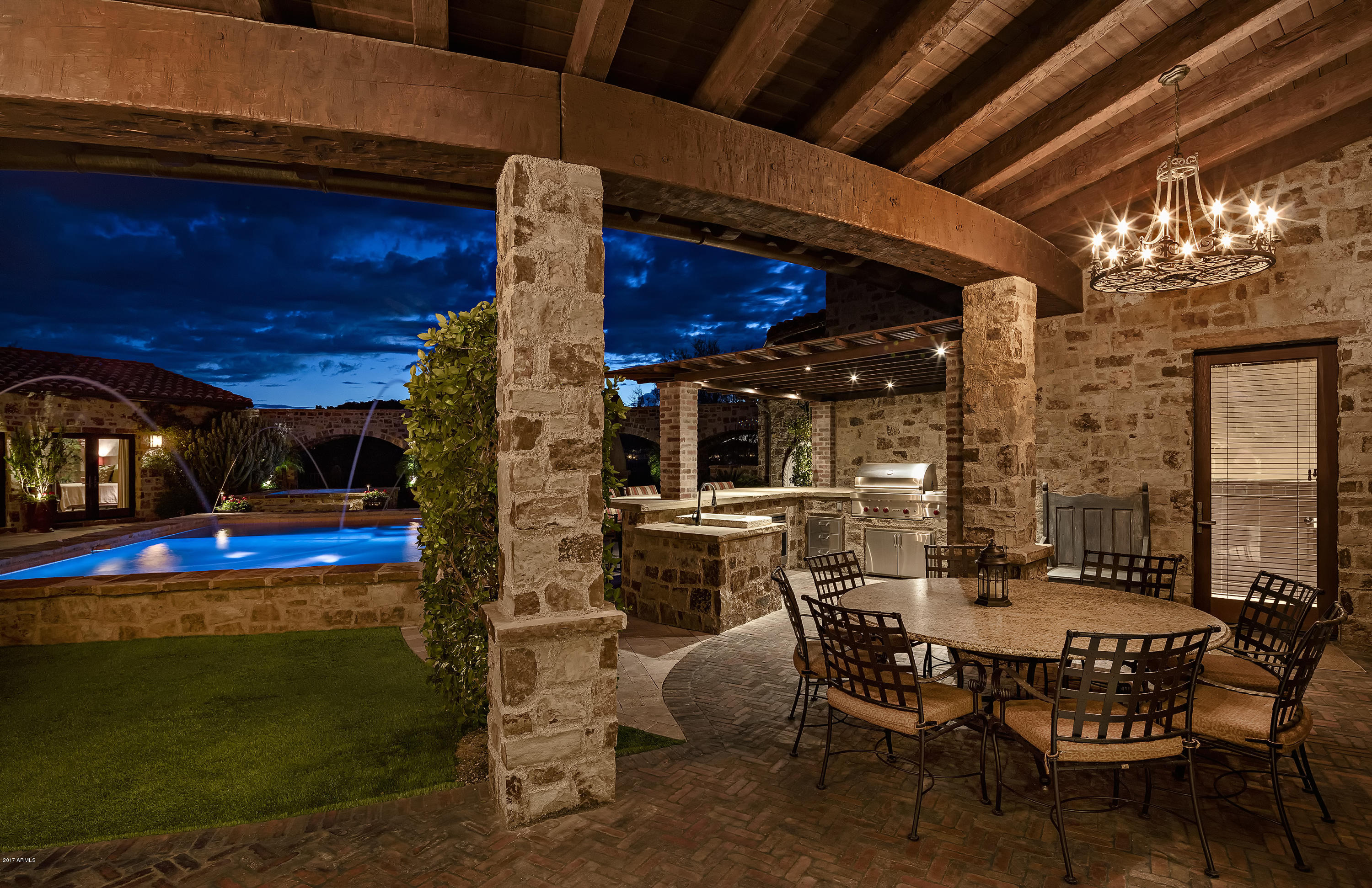 Estancia - Residential