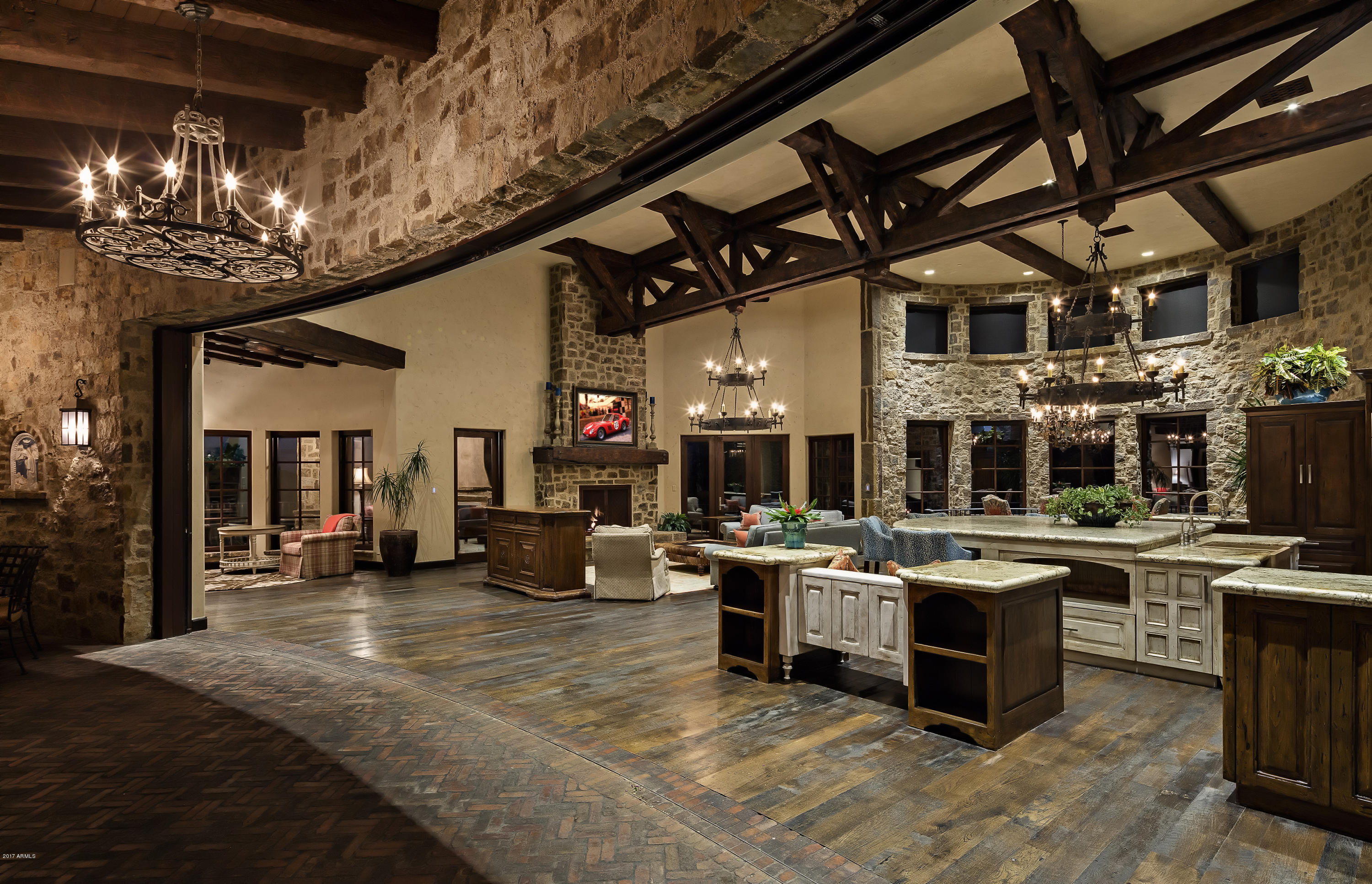 Estancia - Residential