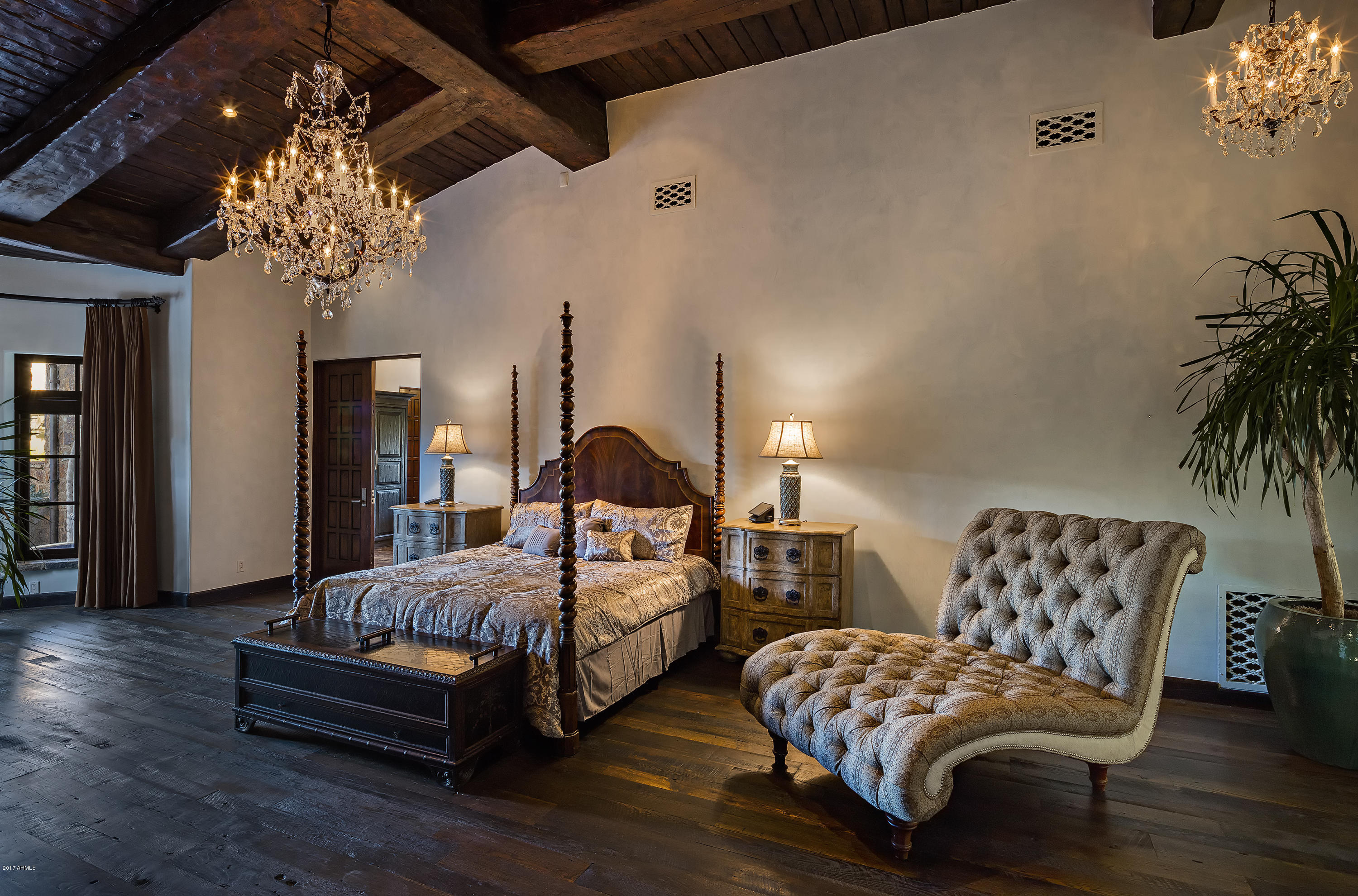 Estancia - Residential
