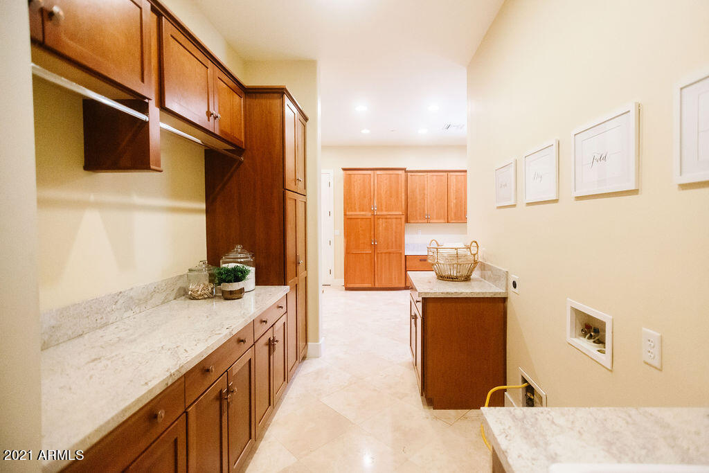 MOCKINGBIRD LANE ESTATES 4 - Residential