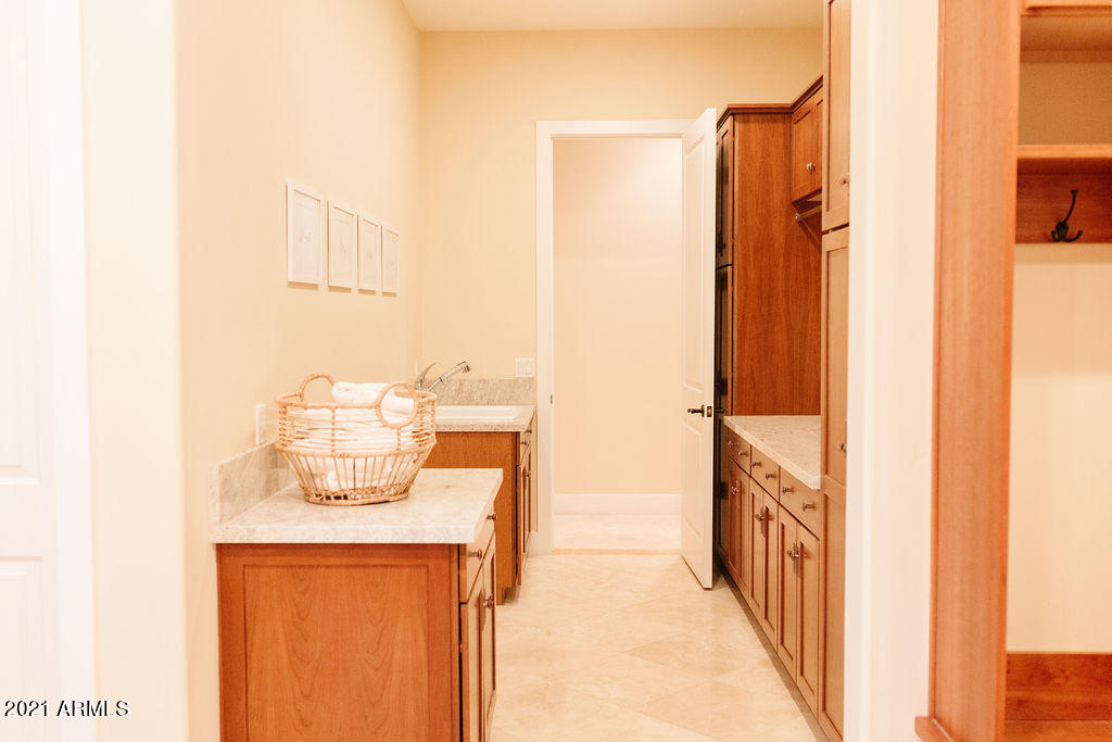 MOCKINGBIRD LANE ESTATES 4 - Residential