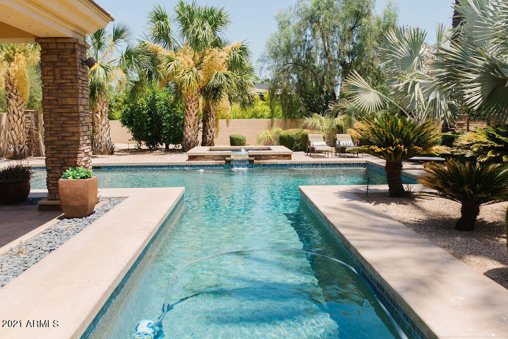 MOCKINGBIRD LANE ESTATES 4 - Residential