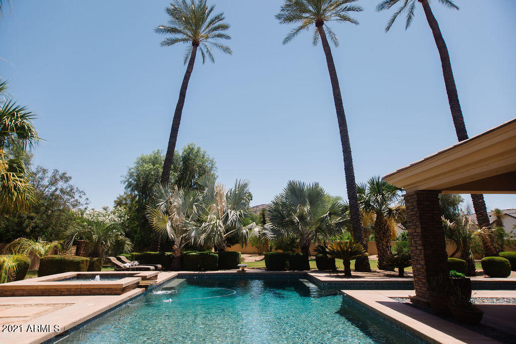 MOCKINGBIRD LANE ESTATES 4 - Residential