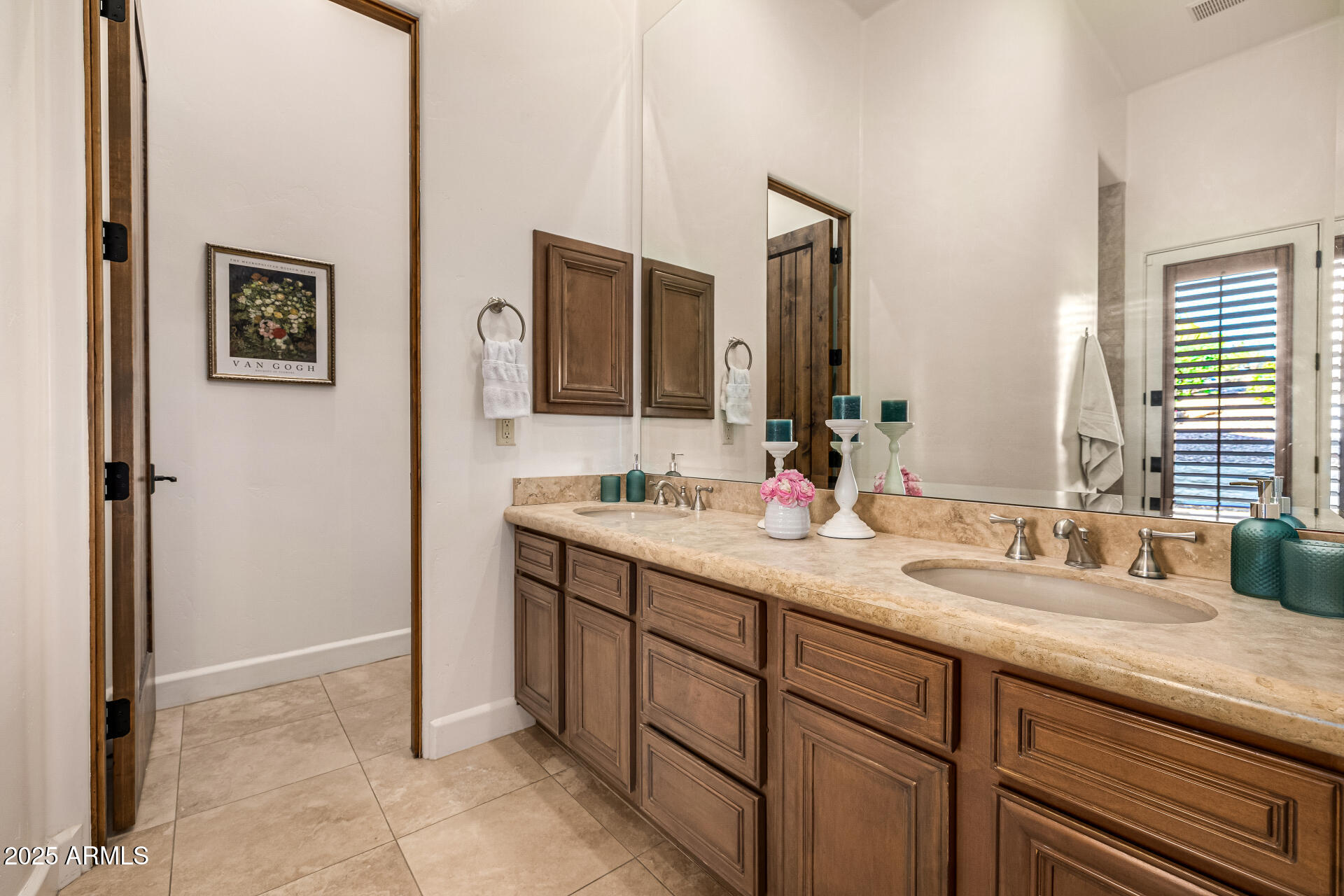 OAKWOOD HILLS SUBDIVISION RE-AMD LOT 1-33 TR A-D - Residential