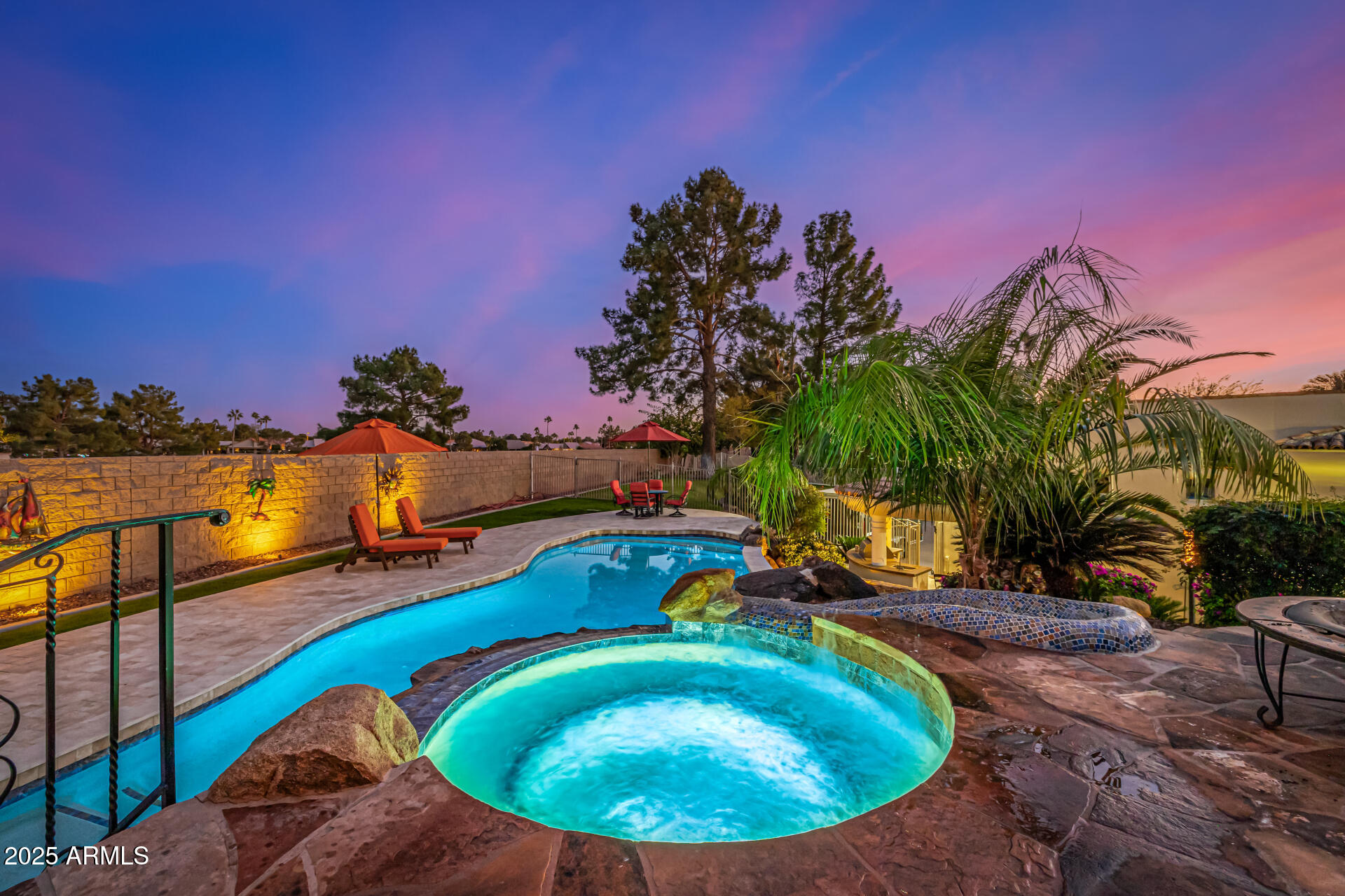 OAKWOOD HILLS SUBDIVISION RE-AMD LOT 1-33 TR A-D - Residential