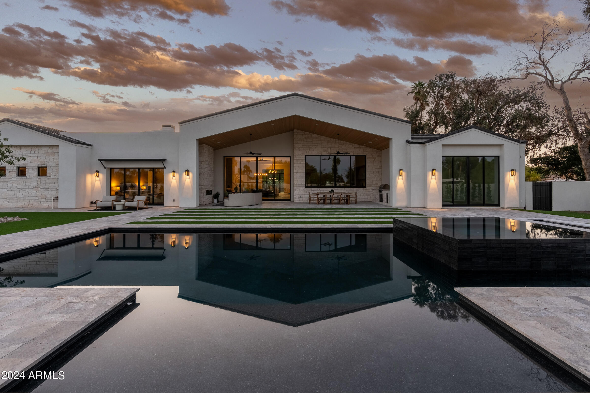STONERIDGE ESTATES - Residential