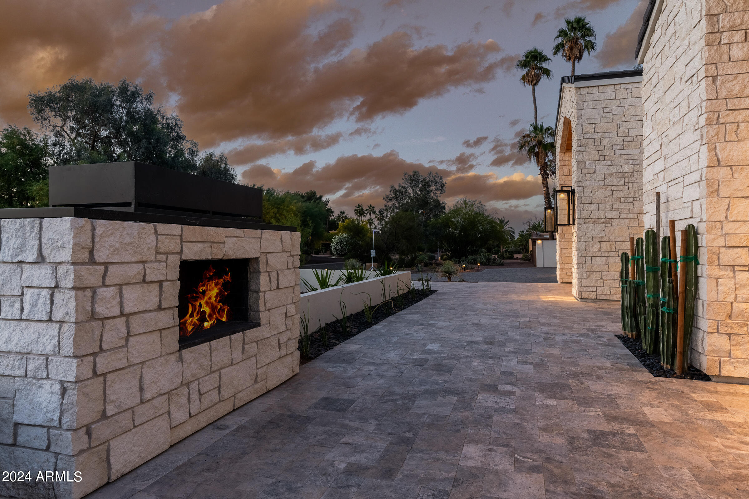 STONERIDGE ESTATES - Residential