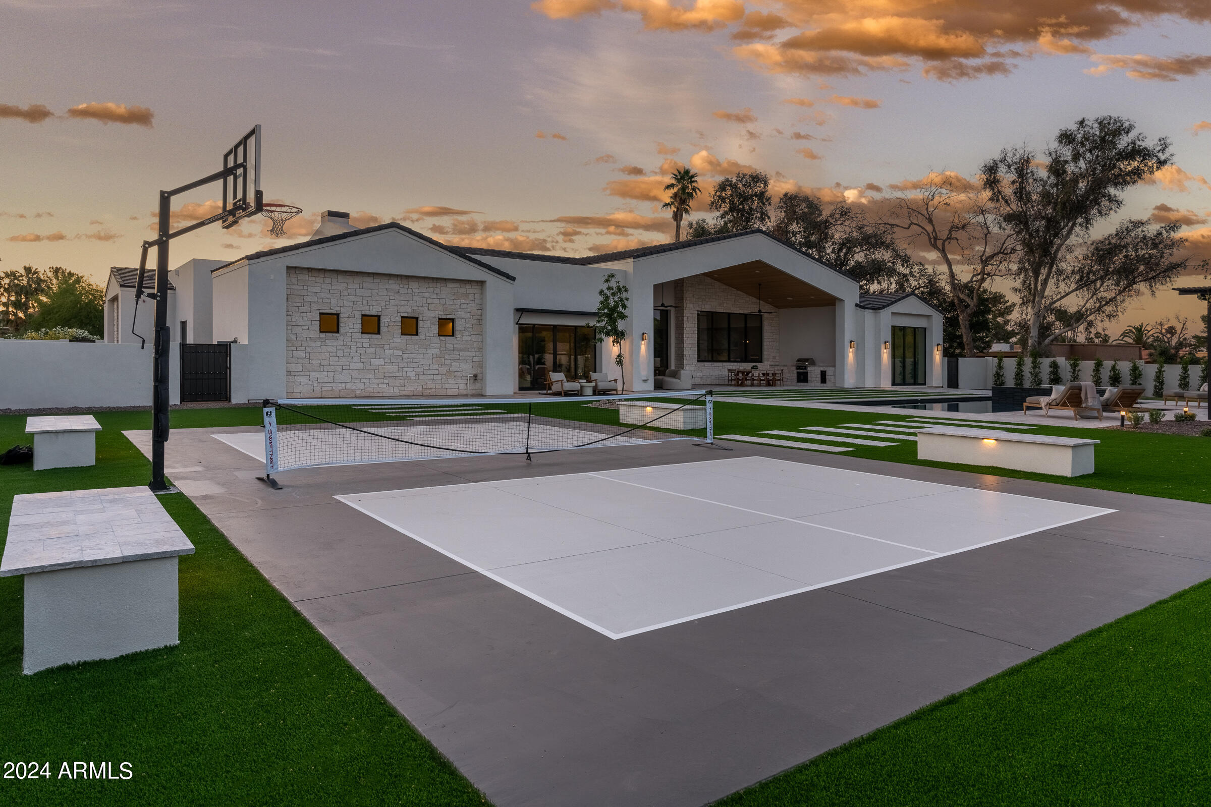 STONERIDGE ESTATES - Residential