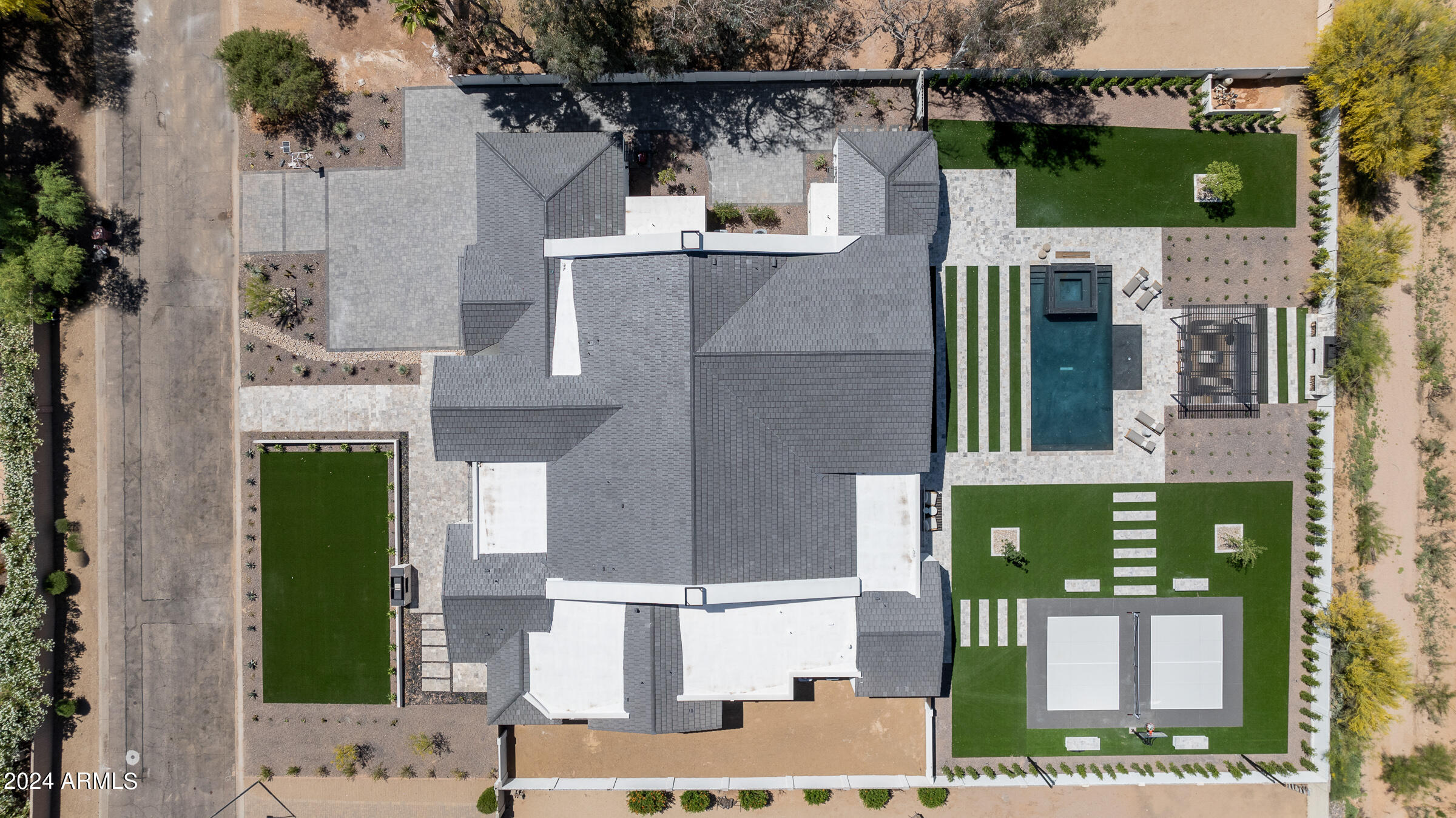 STONERIDGE ESTATES - Residential