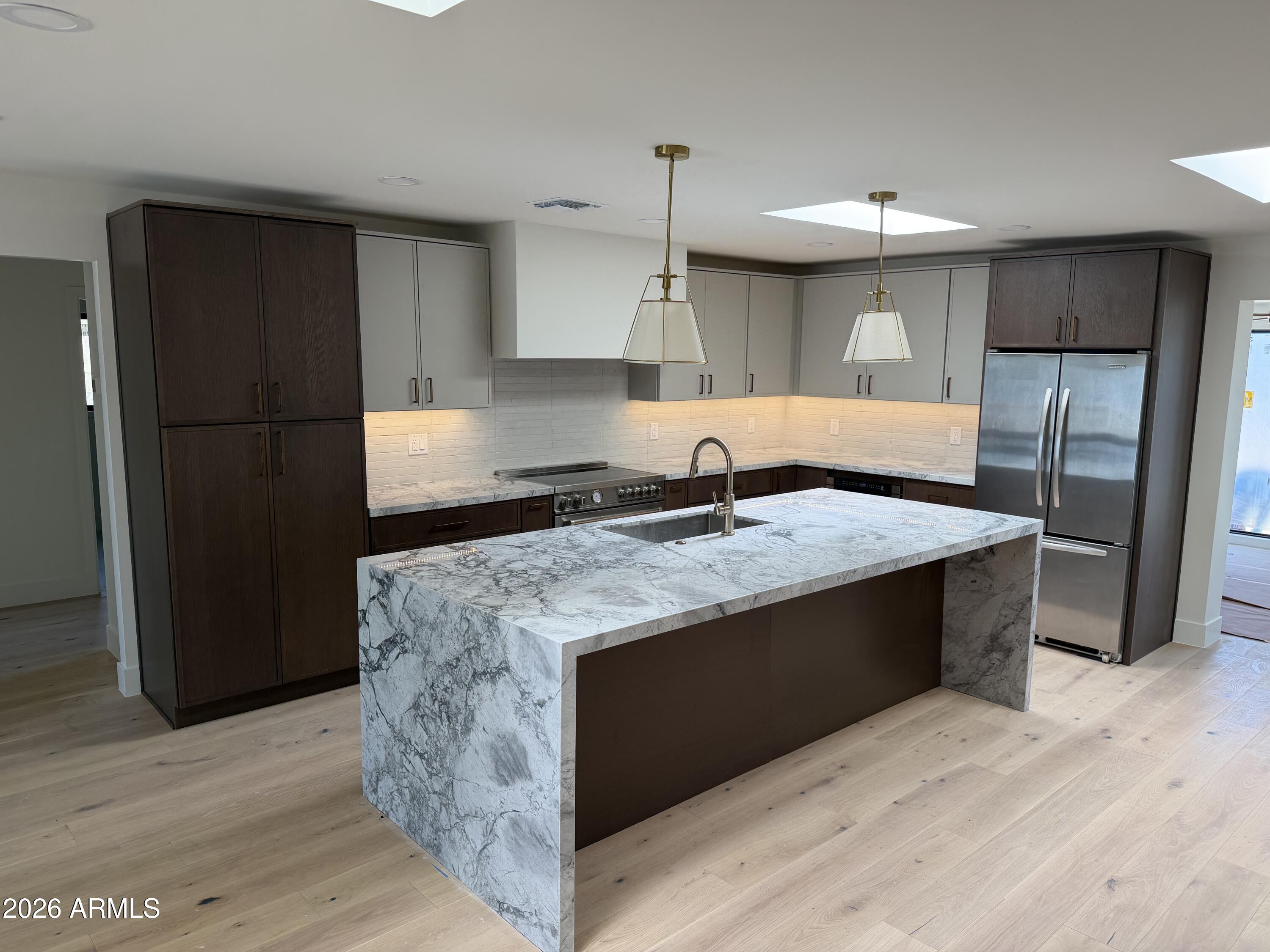 PARK SCOTTSDALE EIGHT - Residential