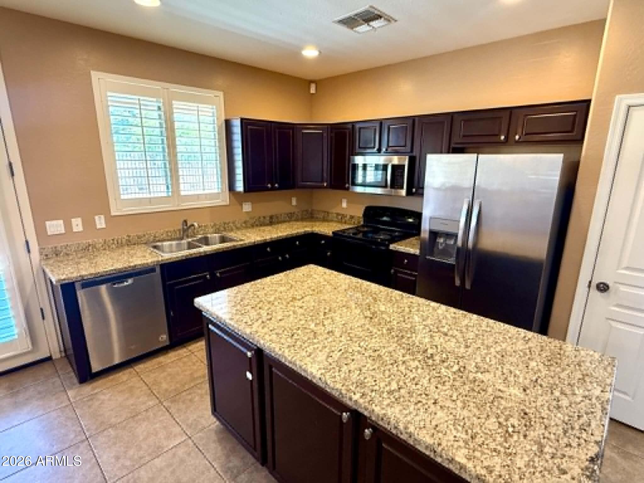 MONTANA VISTA REPLAT - Residential Lease