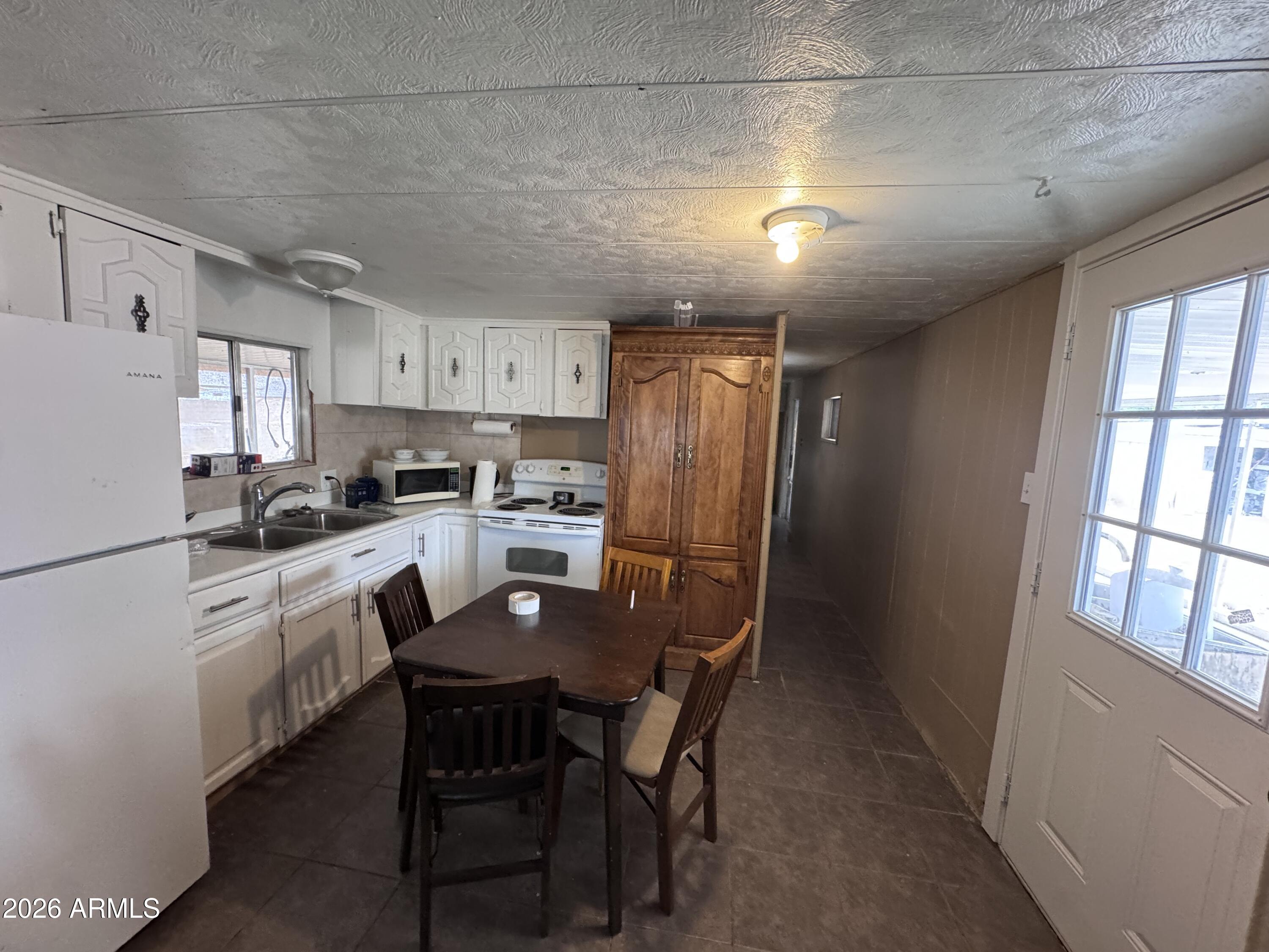 LAKE PLEASANT MOBILE HOME ESTATES - Residential