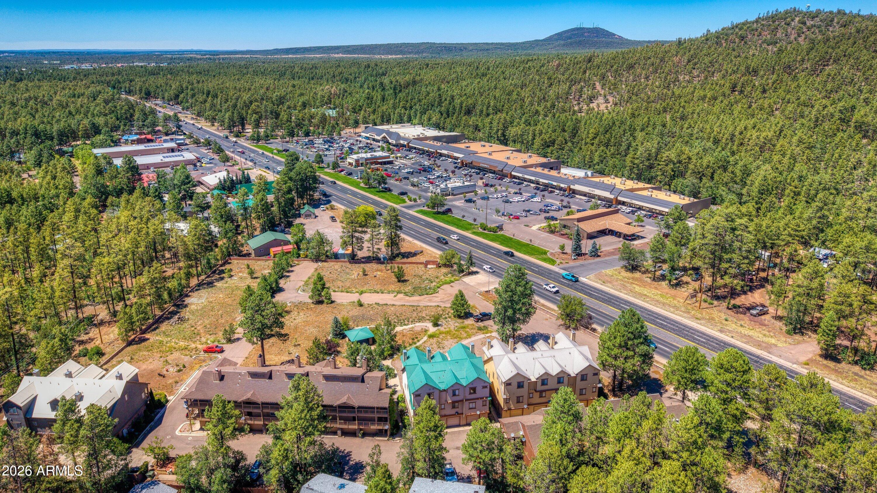 PINE CREEK - Residential