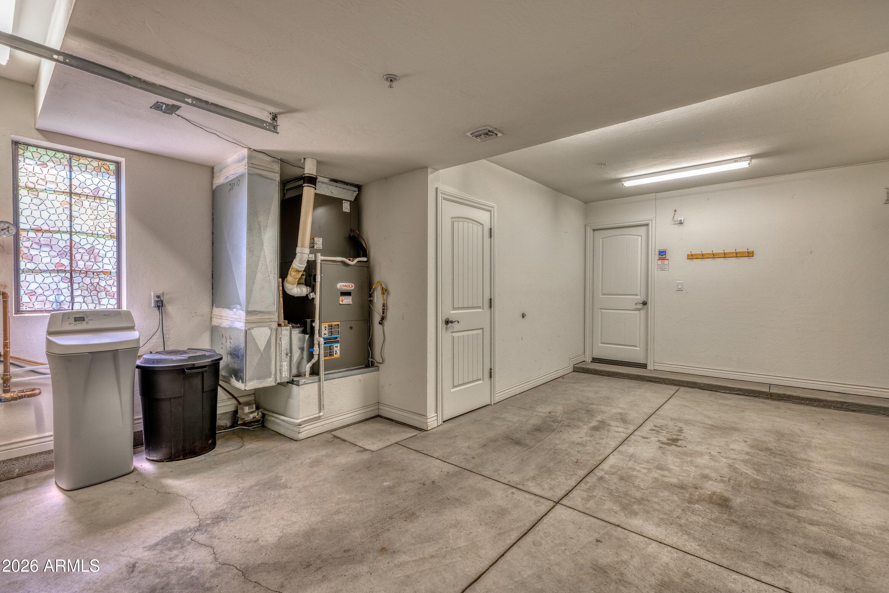 PINE CREEK - Residential