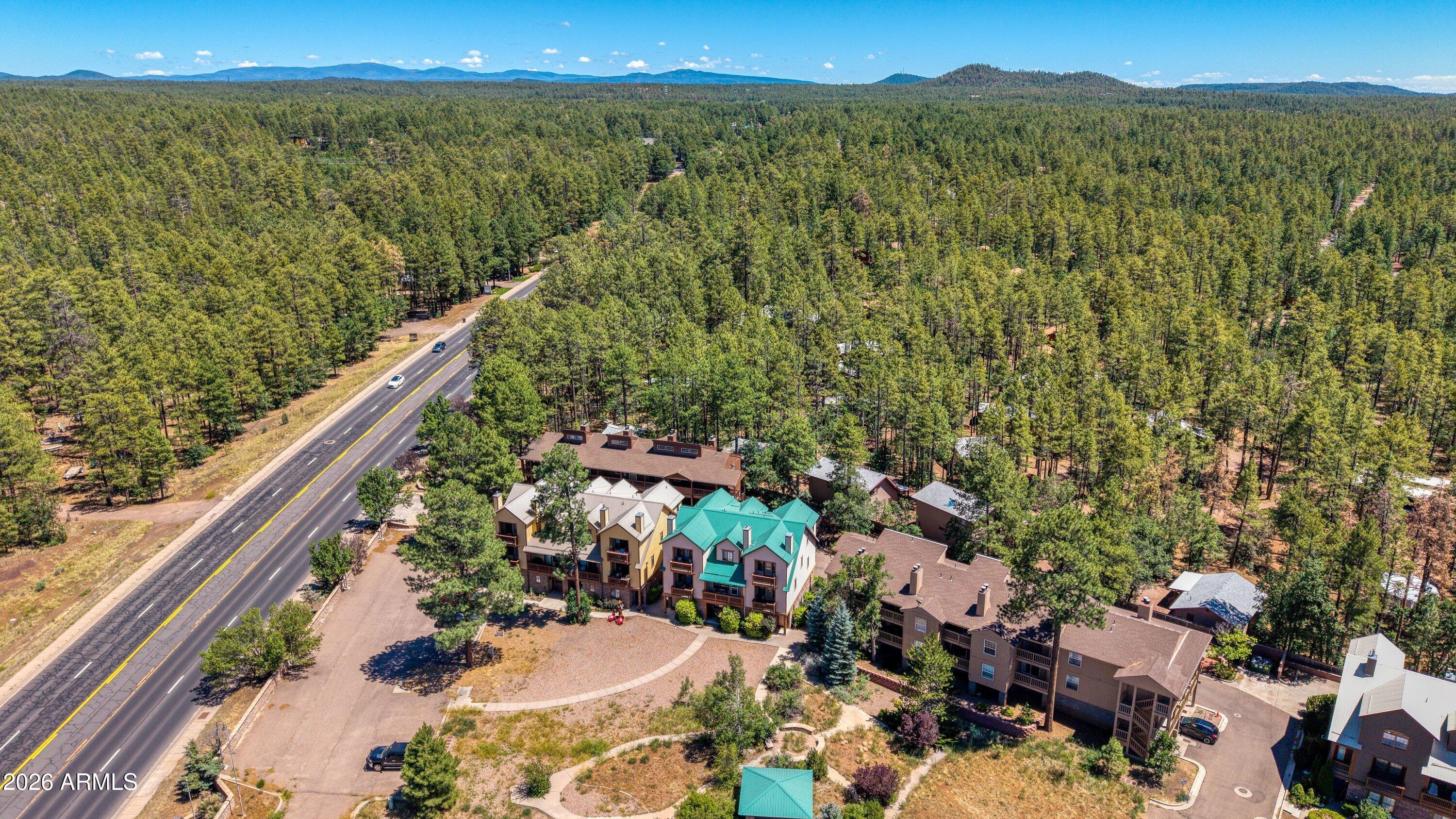 PINE CREEK - Residential
