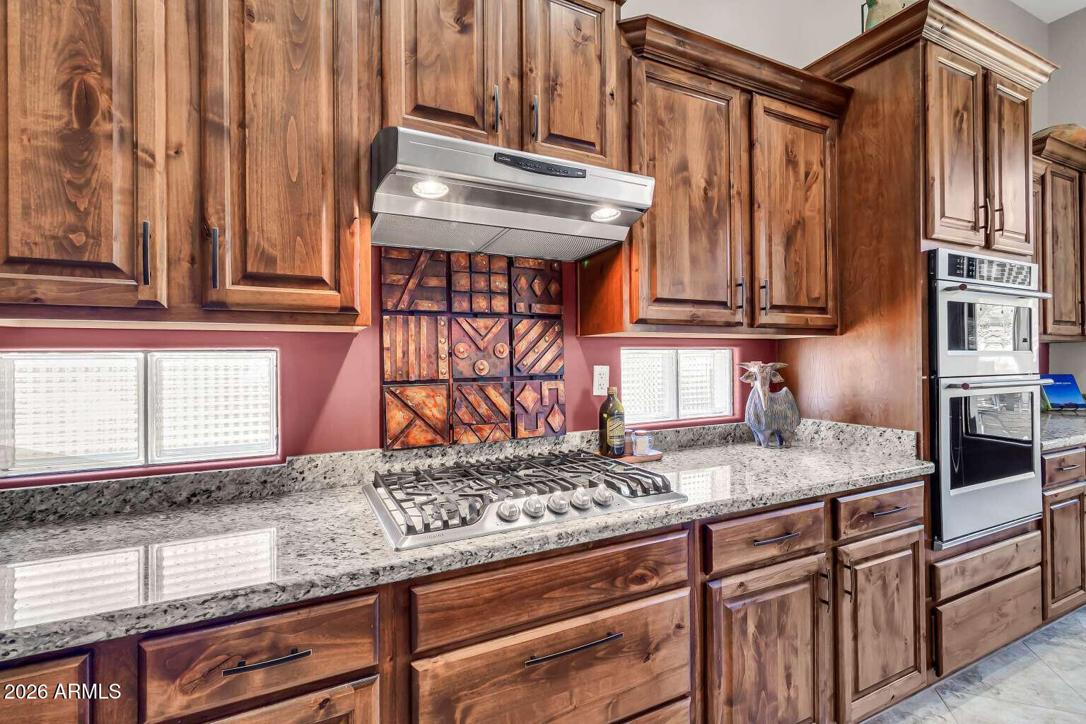COM @ THE S-COR OF SEC 33-1N-9E TH N-1099.62 TH W- - Residential