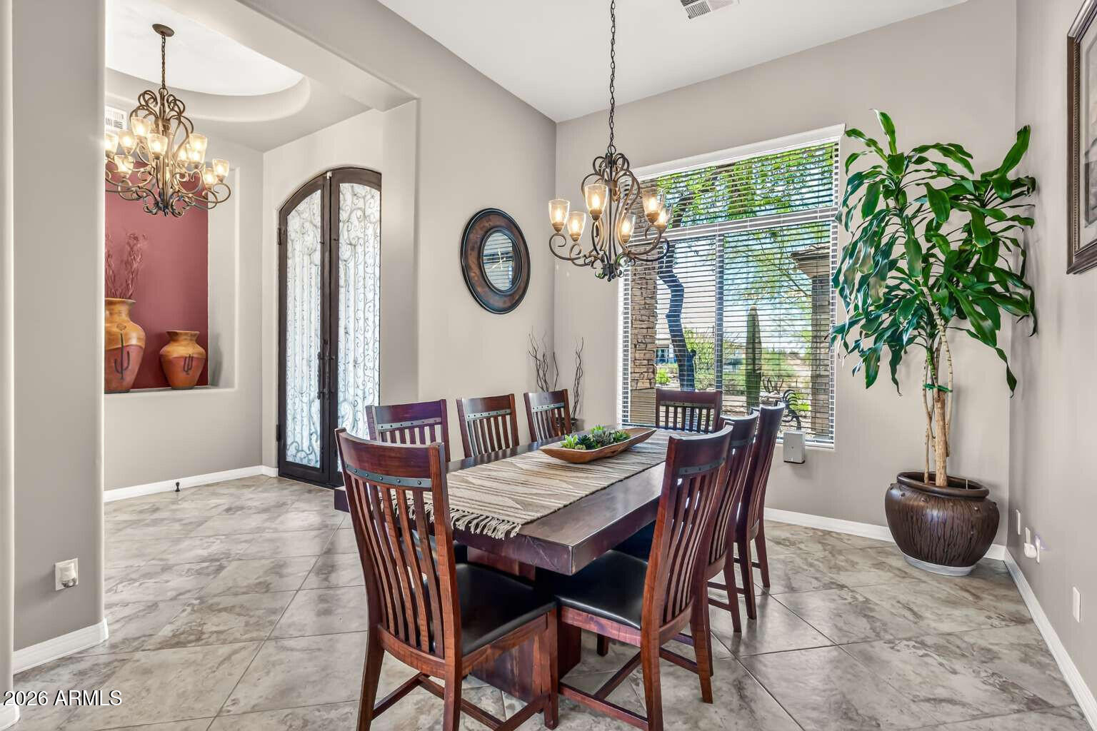 COM @ THE S-COR OF SEC 33-1N-9E TH N-1099.62 TH W- - Residential