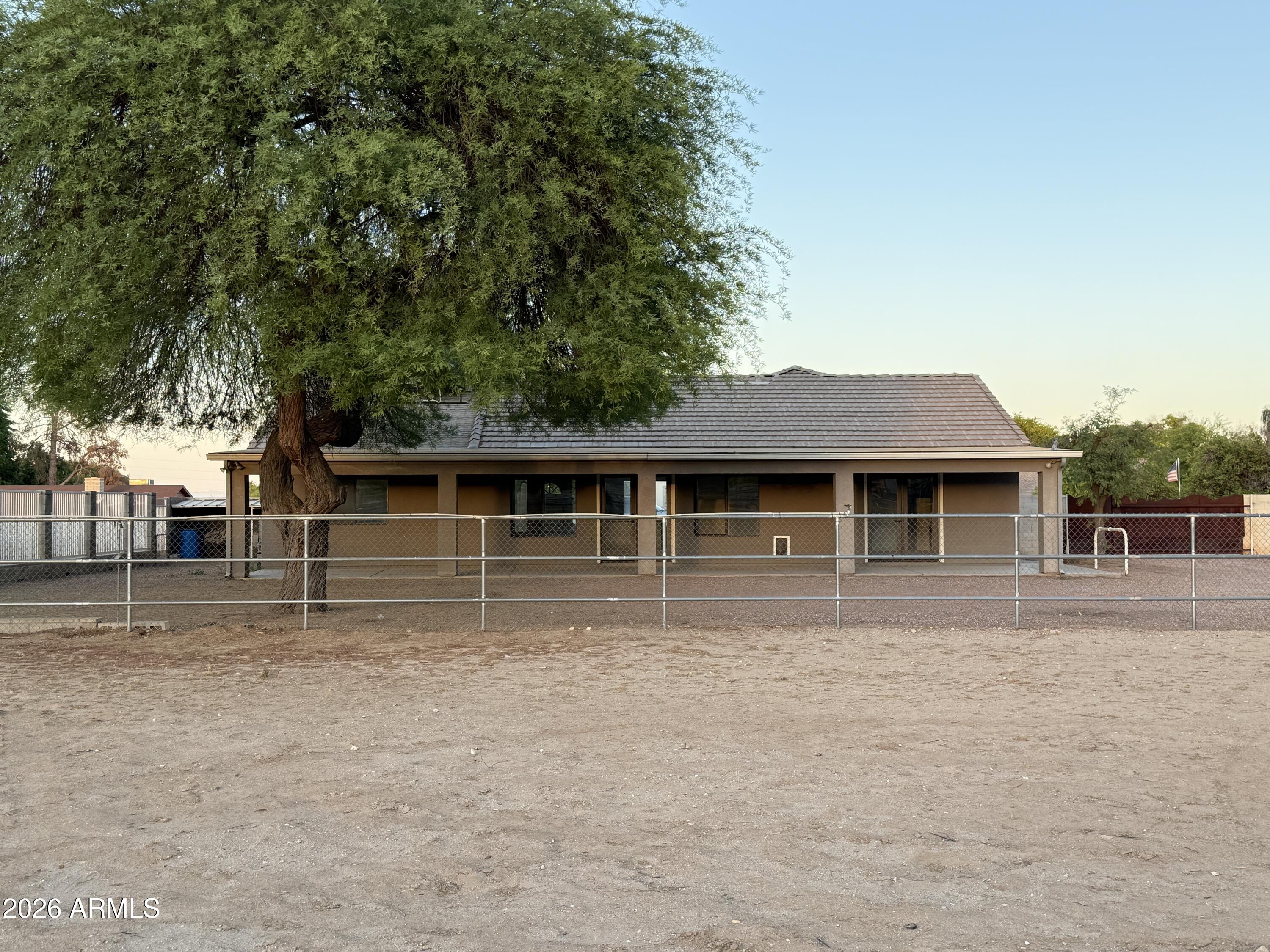 ROMOLA OF ARIZONA GRAPE FRUIT UNIT NO. 43 RESUB BL - Residential
