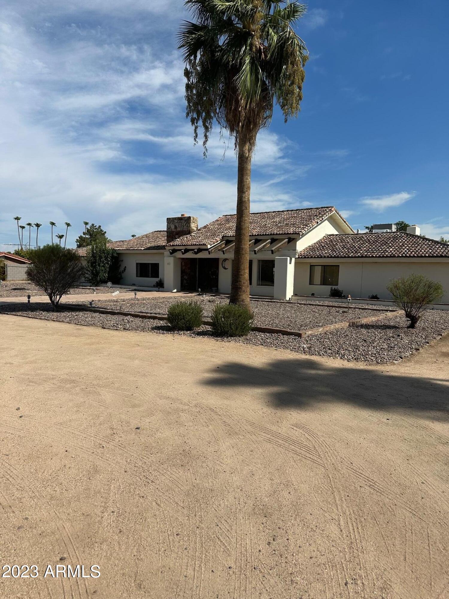 Looking for that perfect buildable lot in PV?
This is it.  1.13 AC  49250 SQFT lot.


Three separate buildings.  Main home appx 4200 sqft.
Guesthouse 
apx 1400 sqft