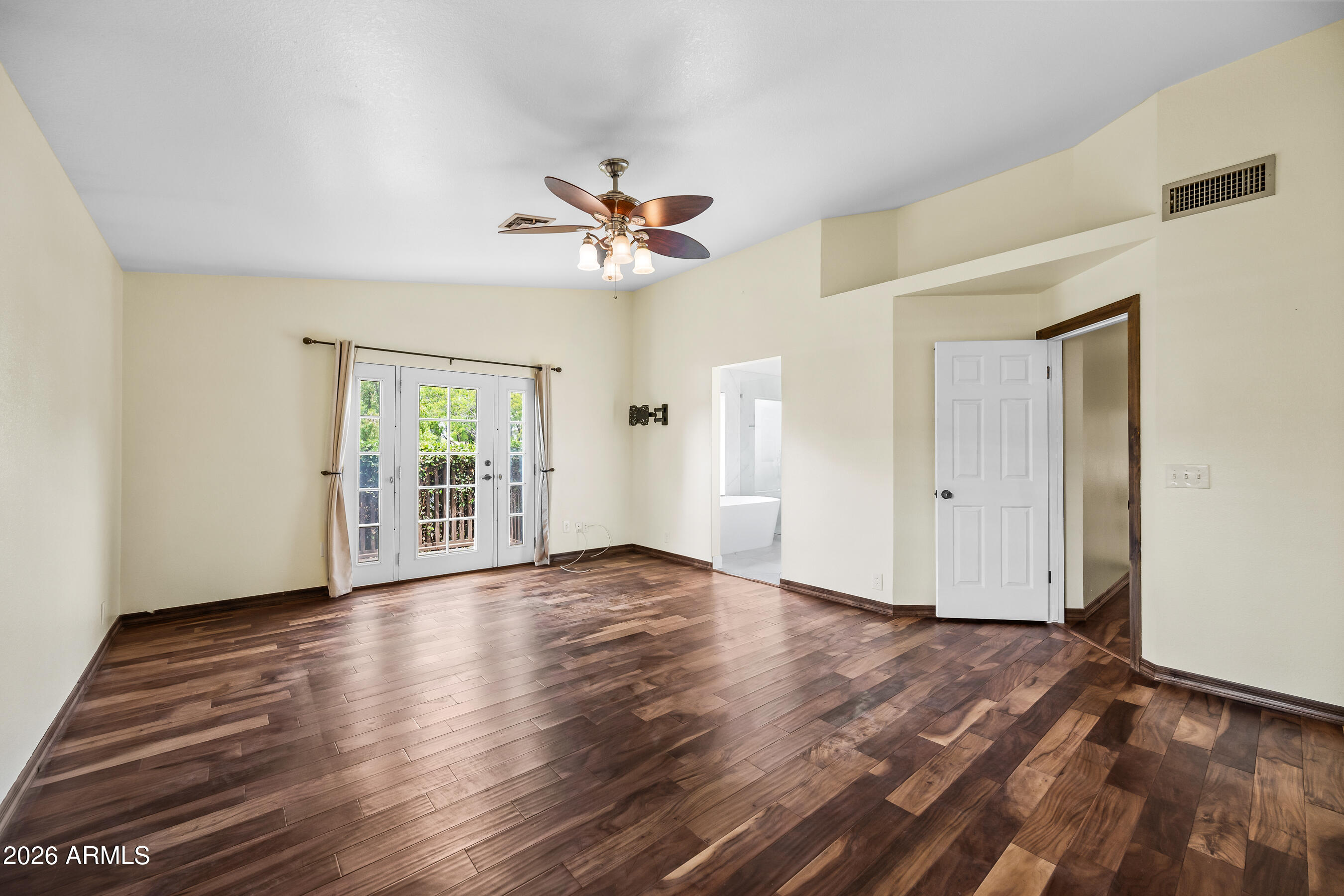 SPRING MEADOWS COMMONS LOT 1-92 TR A-C - Residential