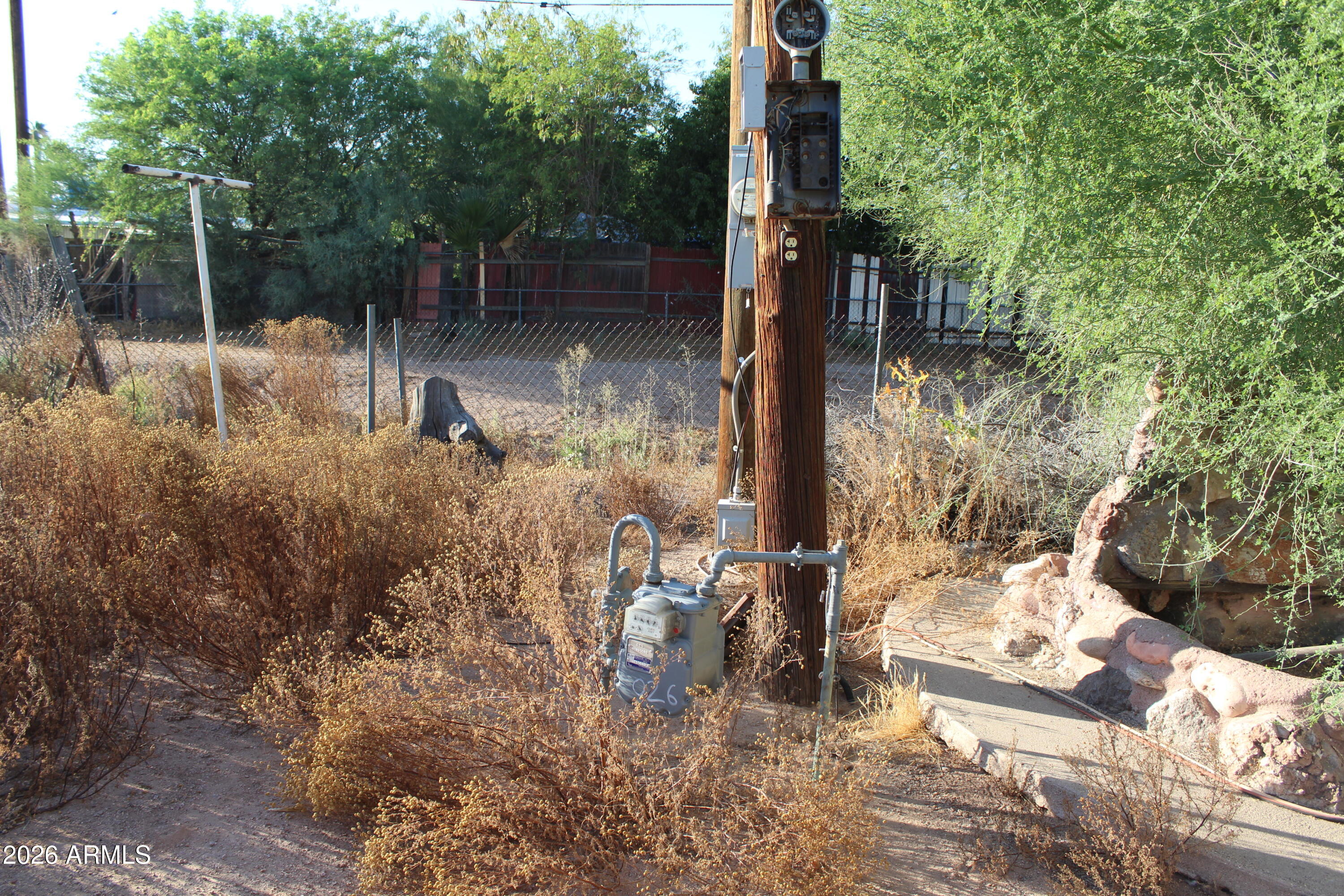 APACHE PARADISE UNIT 2 - Land