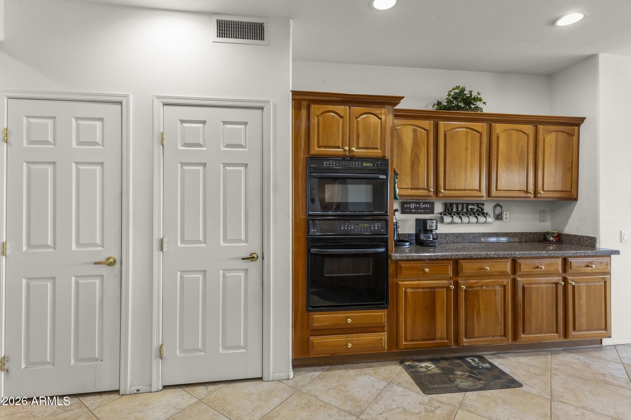 SUN CITY GRAND-DESERT BREEZE - Residential