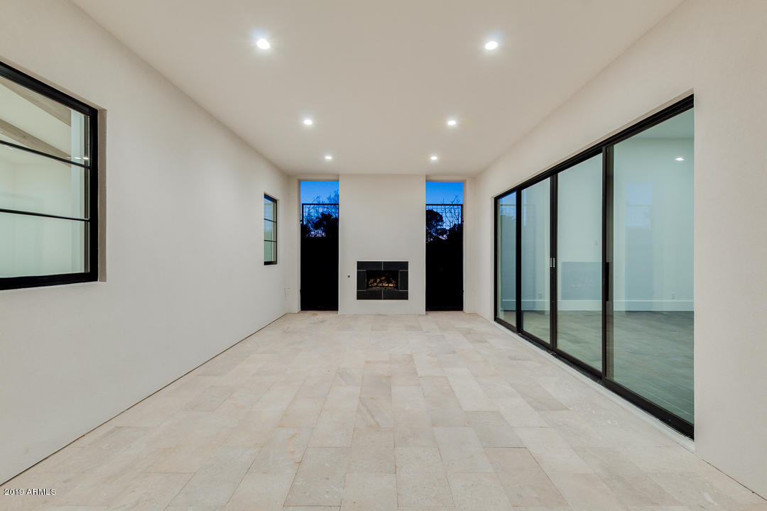 SUNBURST FARMS EAST 6 - Residential
