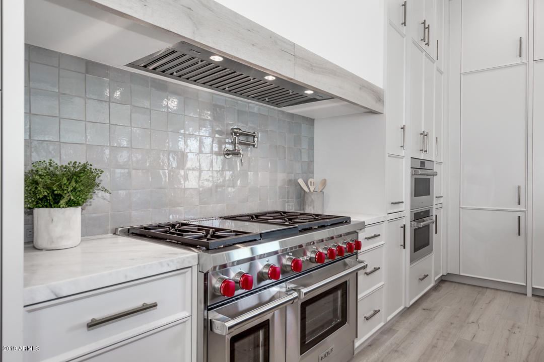 SUNBURST FARMS EAST 6 - Residential