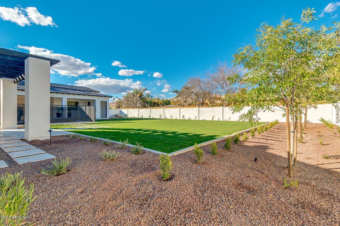 SUNBURST FARMS EAST 6 - Residential